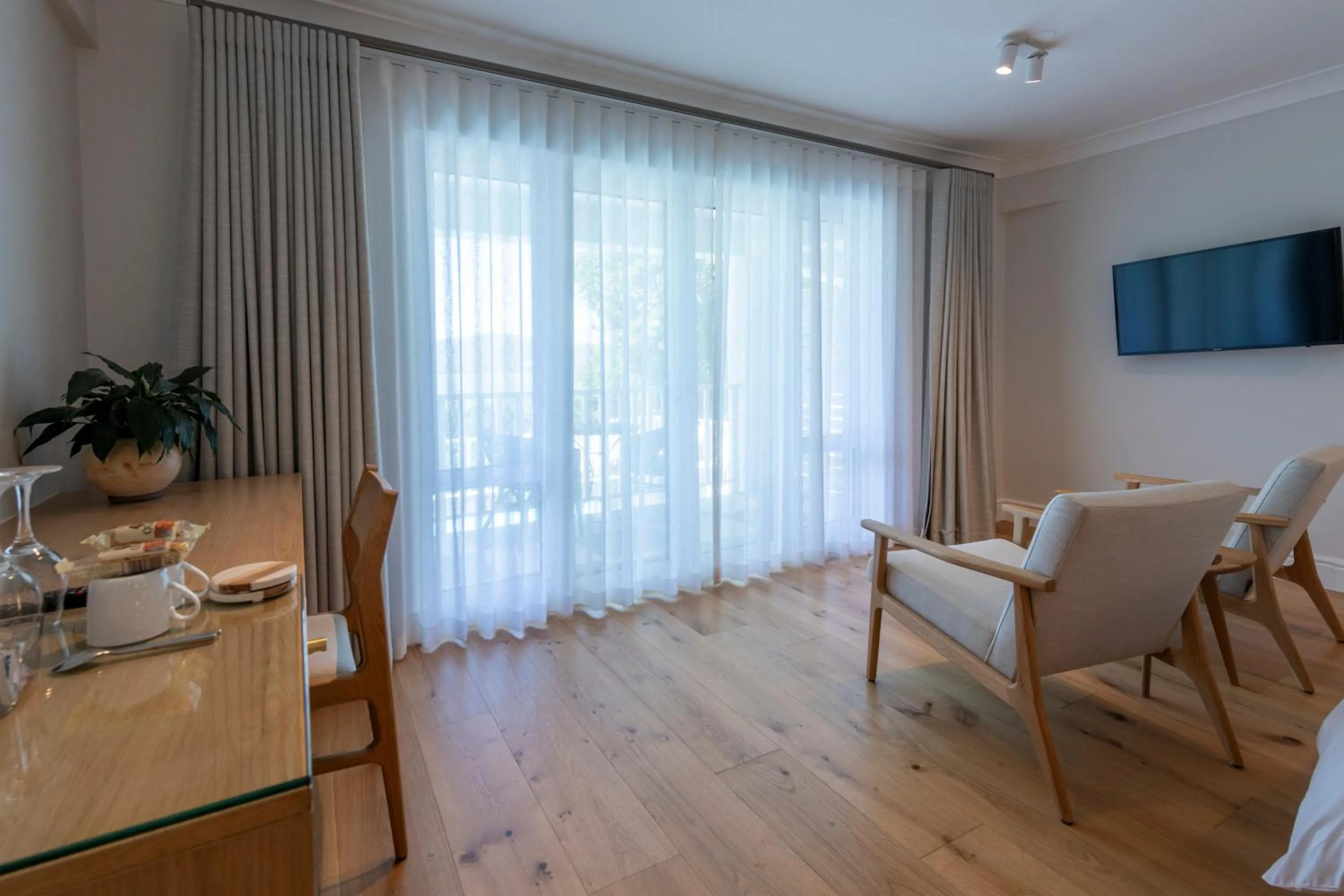 Hide-Away Guest House