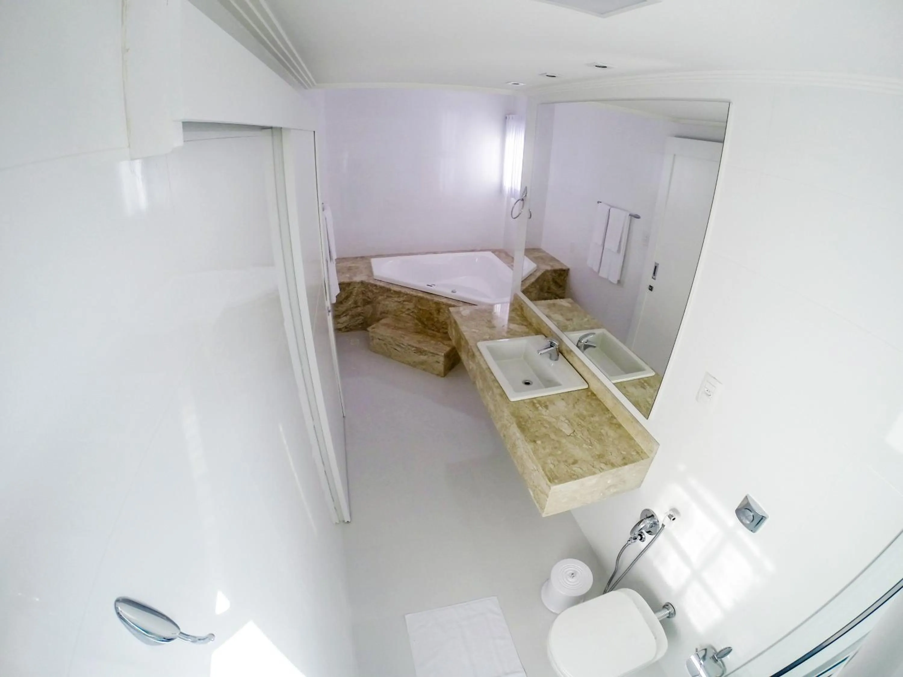 Bed in Seville Park Hotel