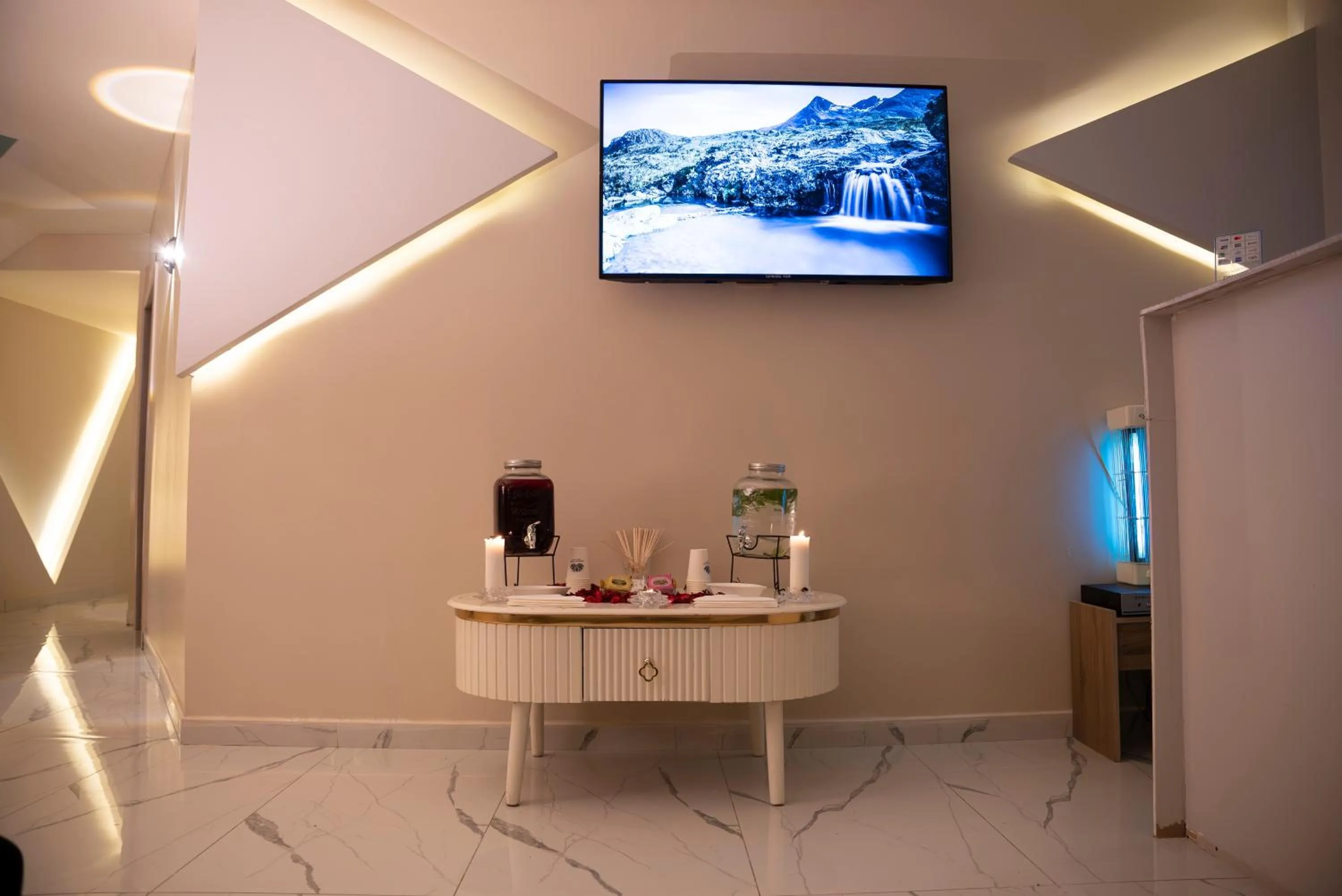 Spa and wellness centre/facilities in Amman West Luxury Hotel By Azar