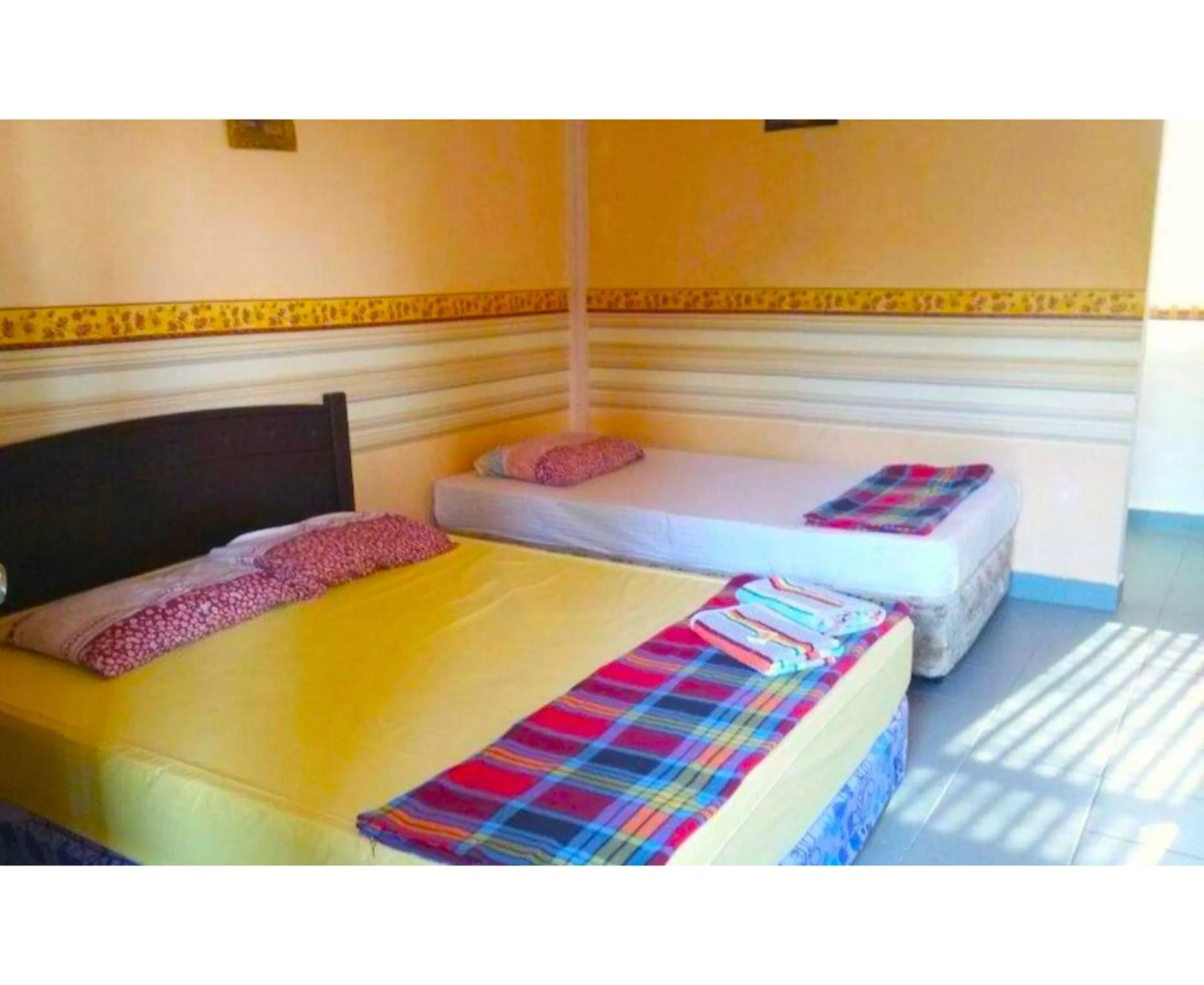 Bedroom, Bed in OYO 91245 Chenang Lodge Motel