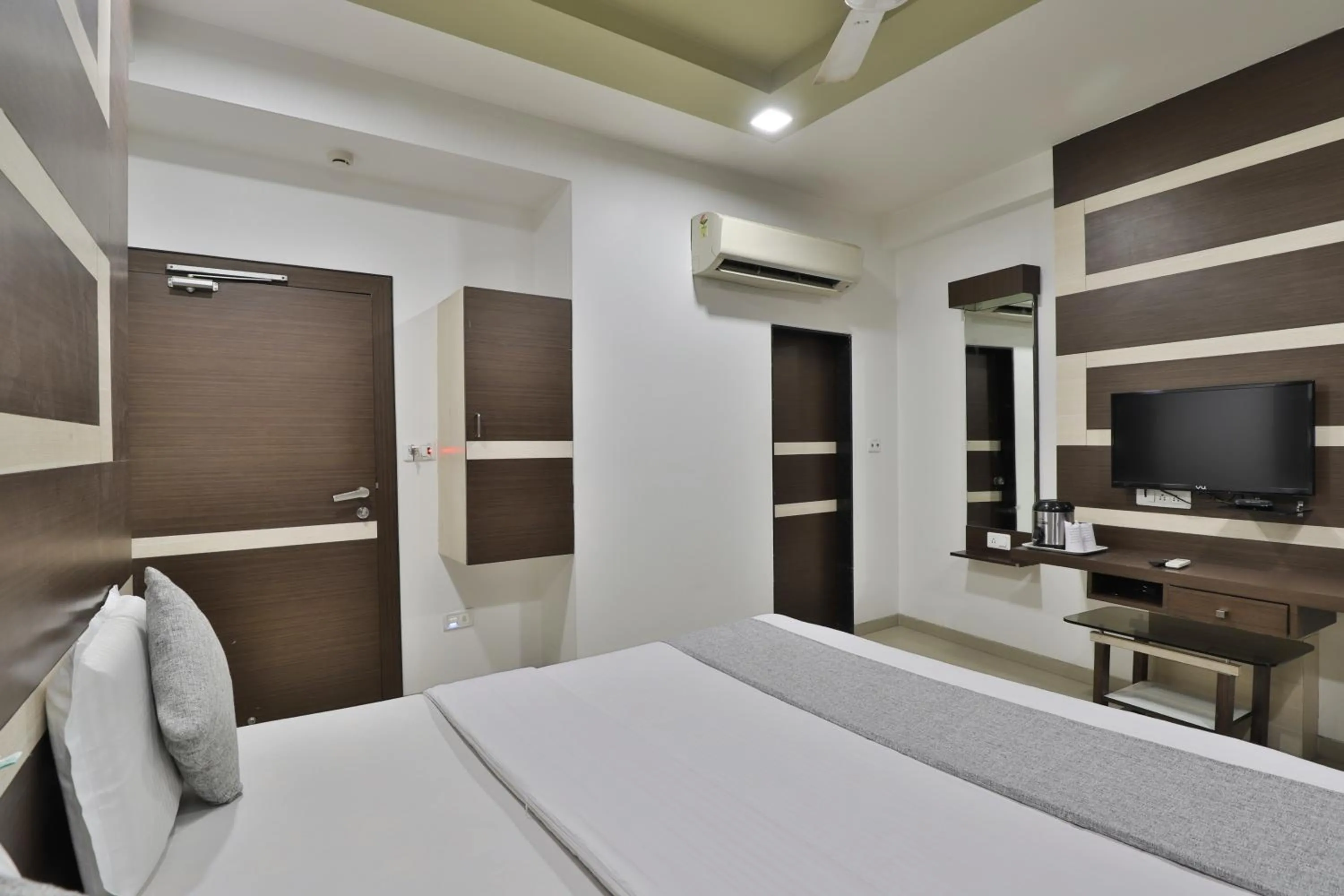Bed in Hotel Planet