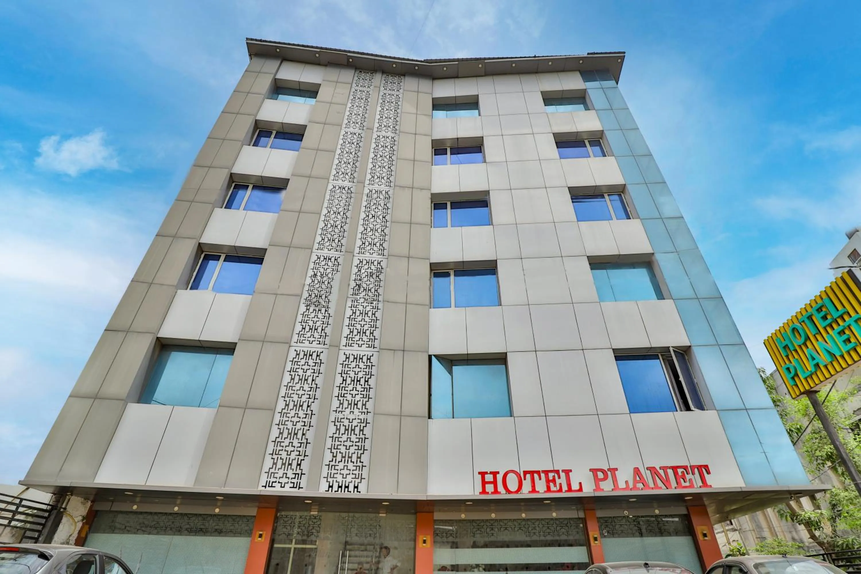 Hotel Planet
