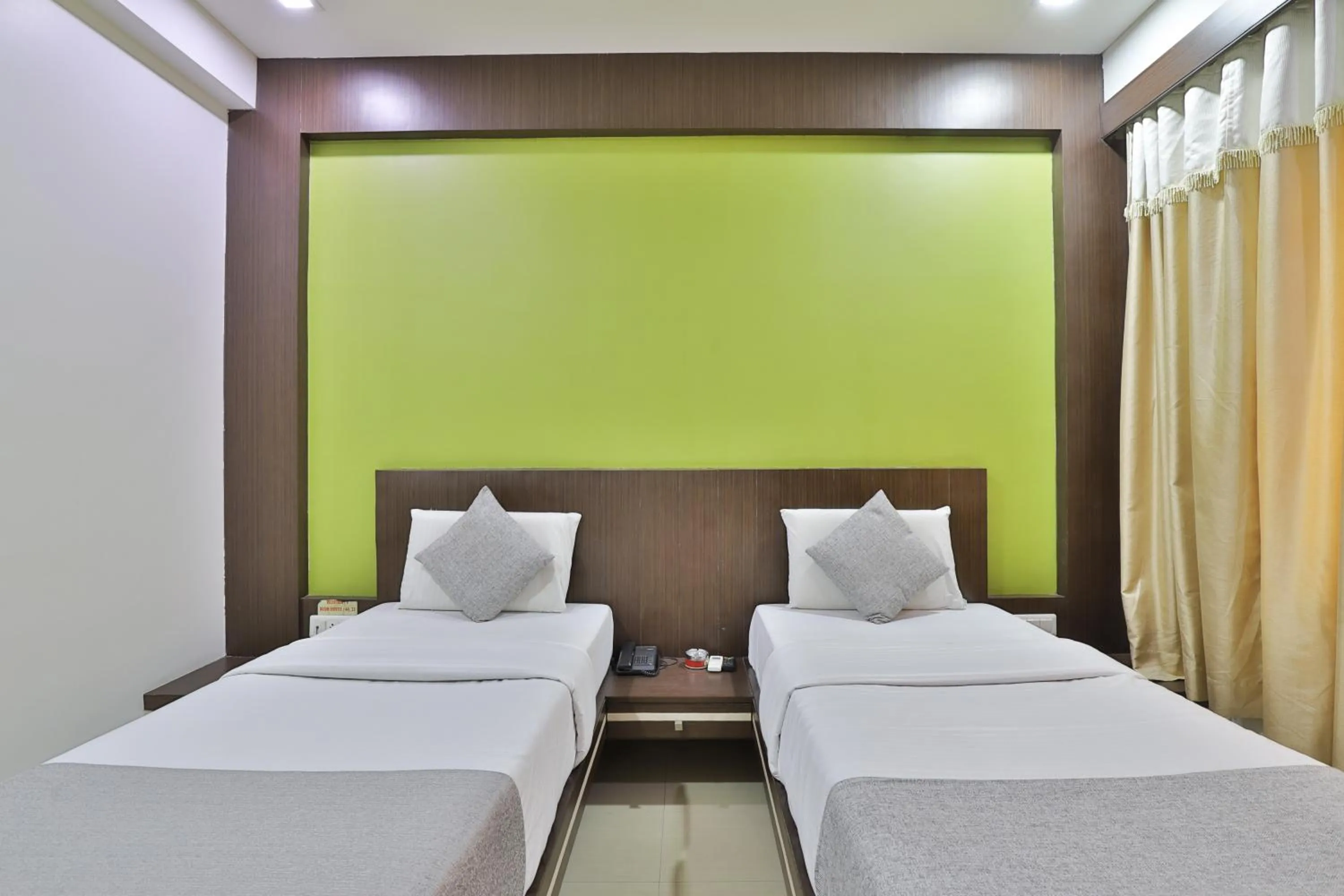 Bed in Hotel Planet