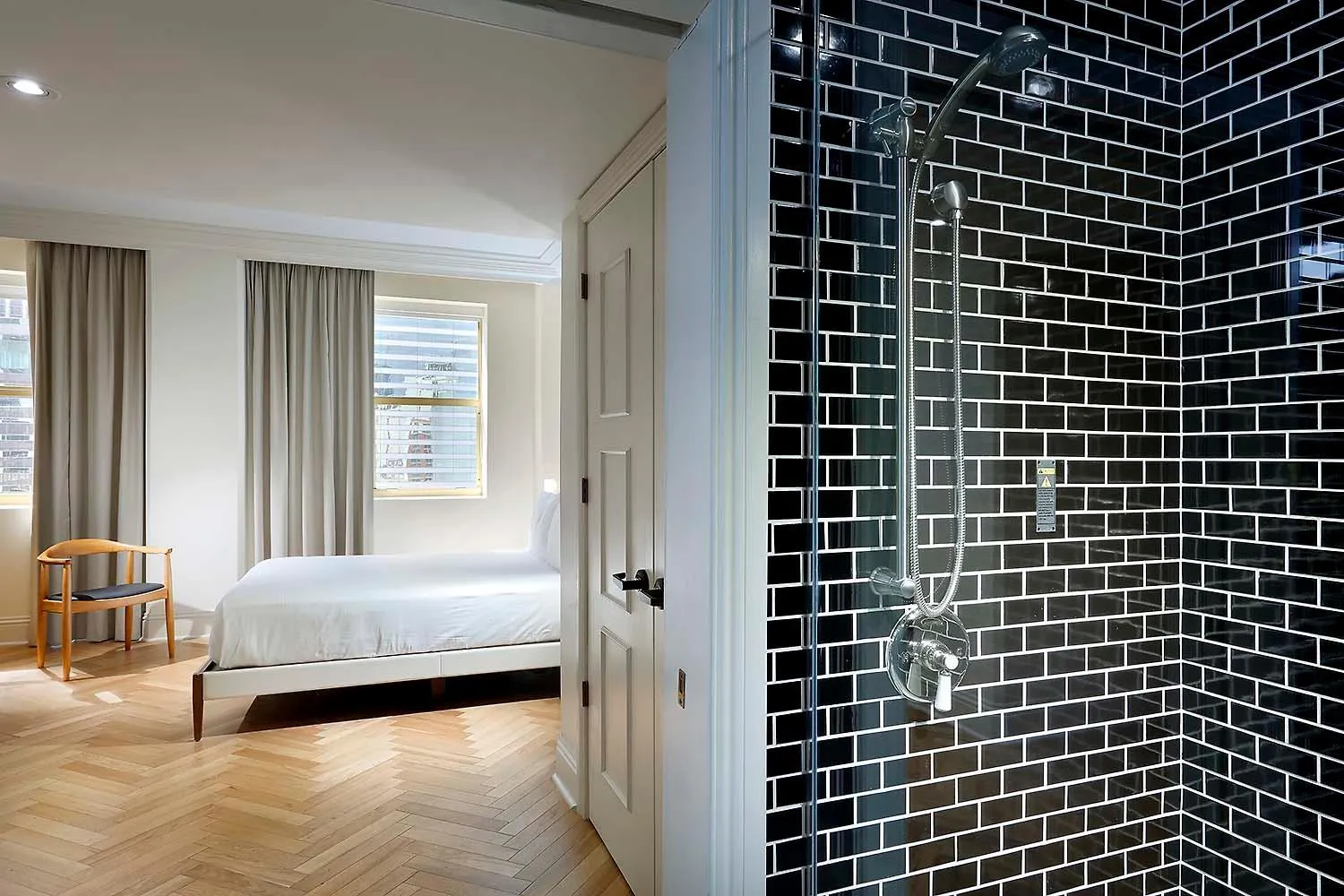 Shower, Bed in Eurostars Langford
