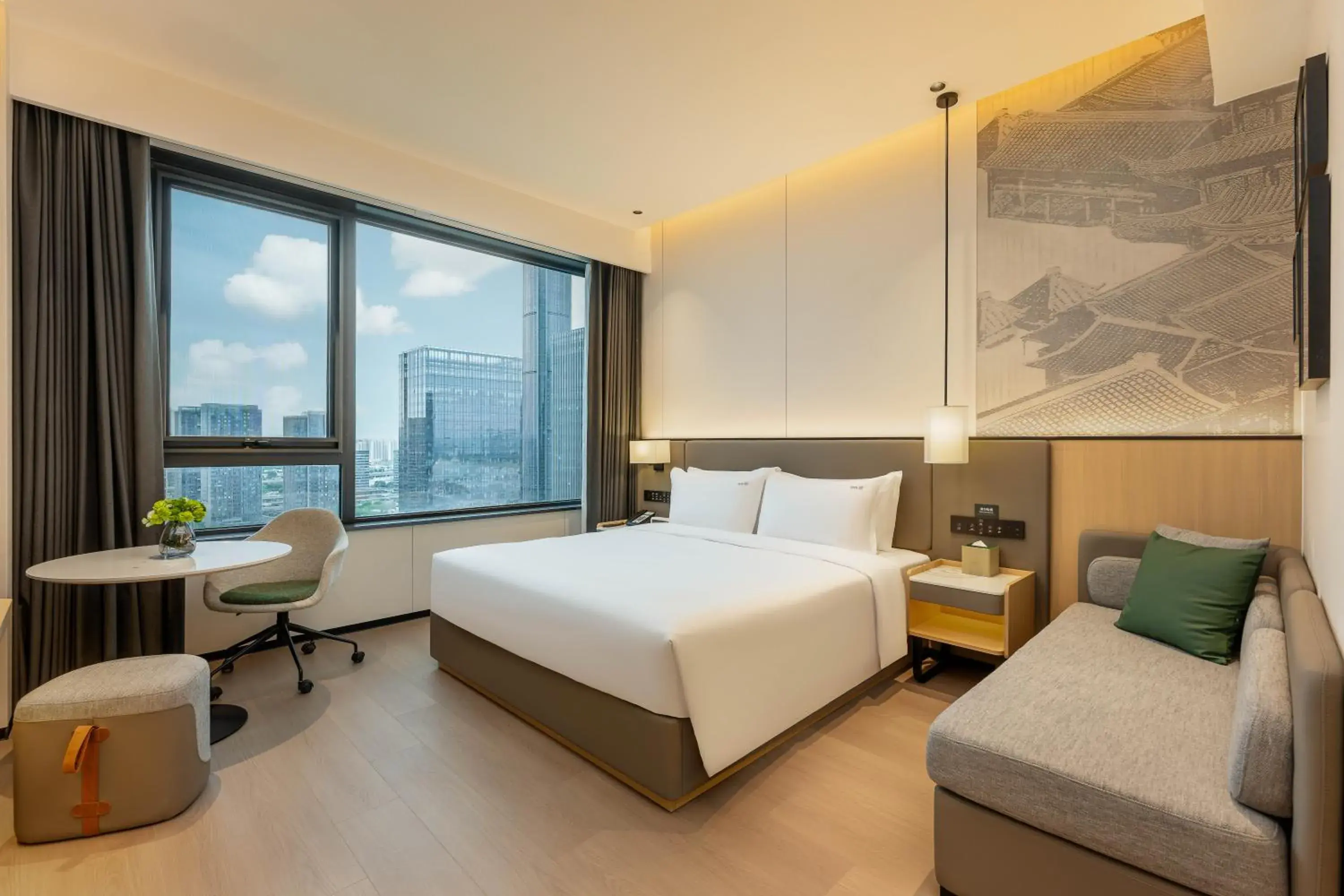 Standard King Room in Holiday Inn Suzhou North by IHG Standard King Room in Holiday Inn Suzhou North by IHG