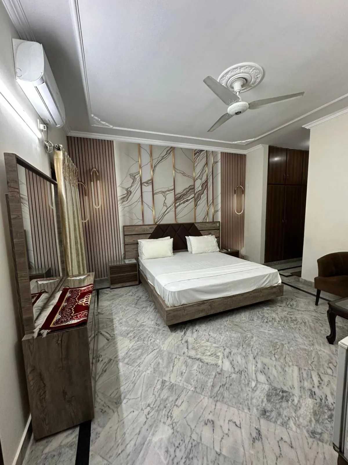 Bed in AK Rezidor Guest House