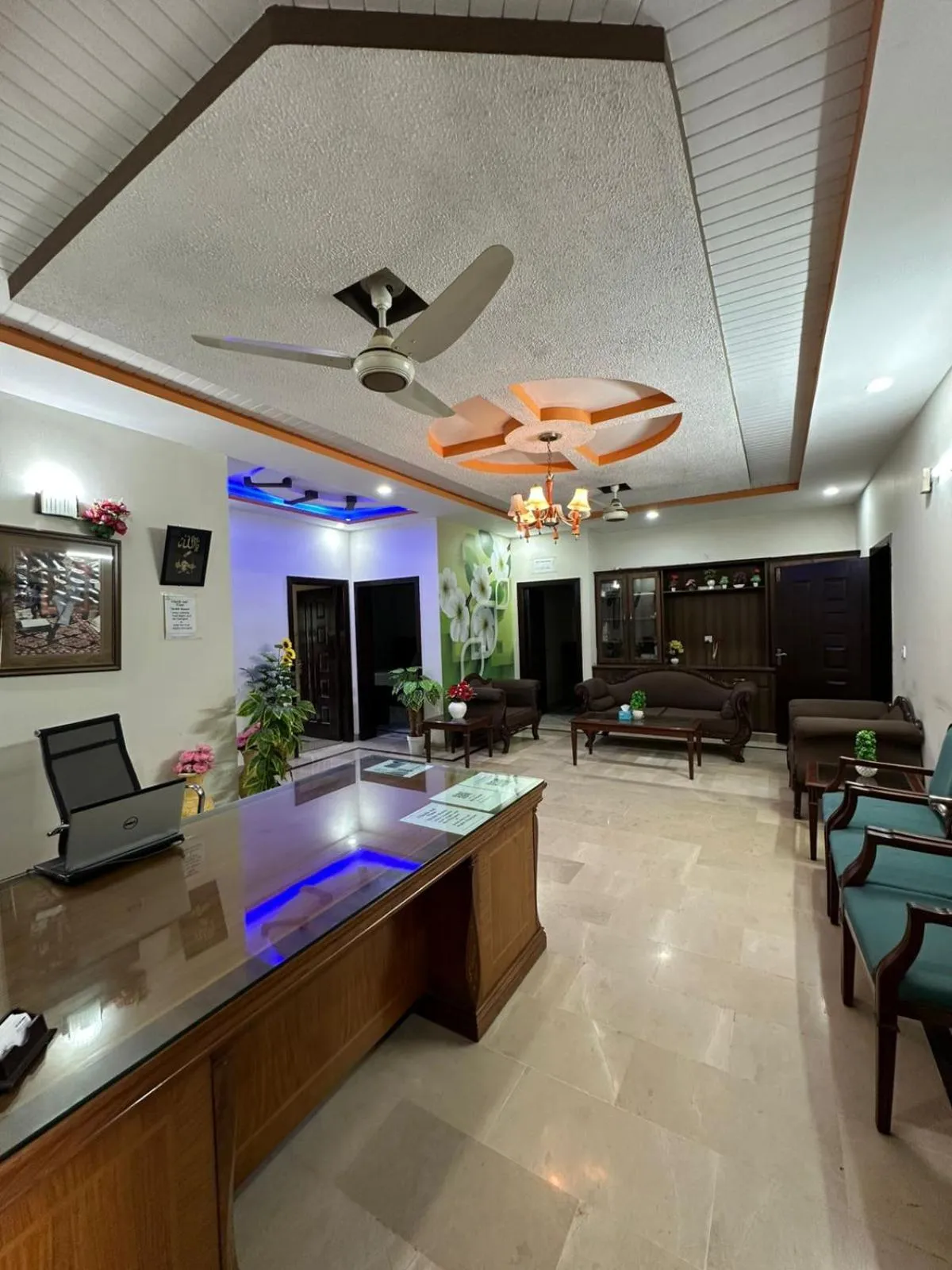 AK Rezidor Guest House