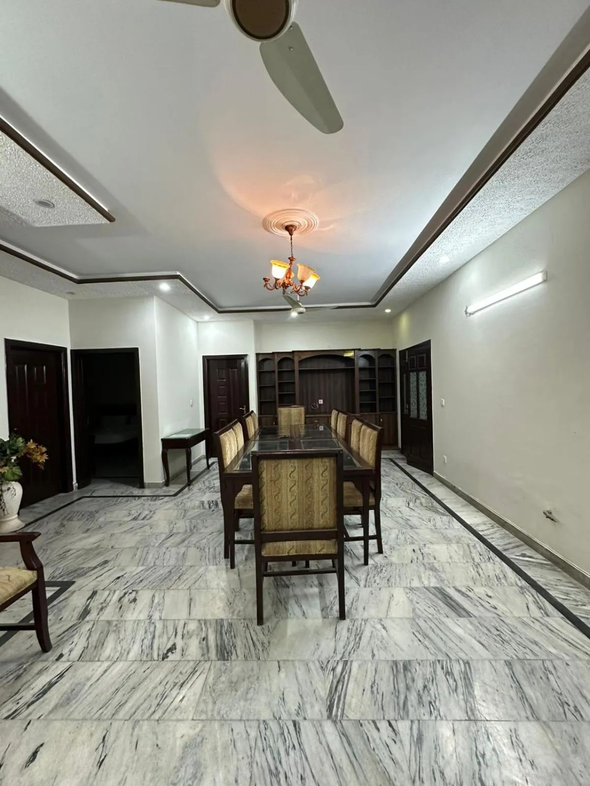 AK Rezidor Guest House