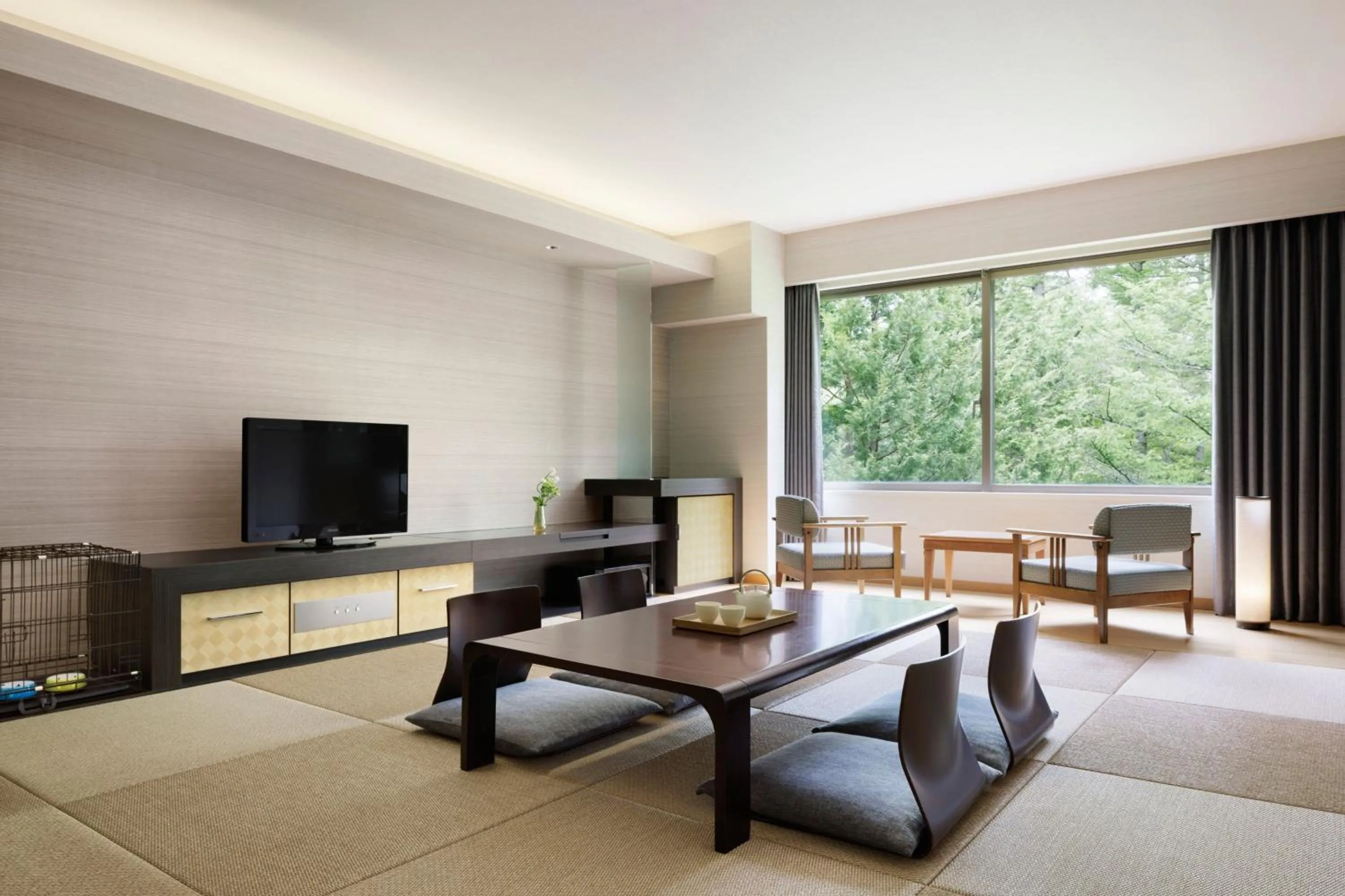 Photo of the whole room in Fuji Marriott Hotel Lake Yamanaka