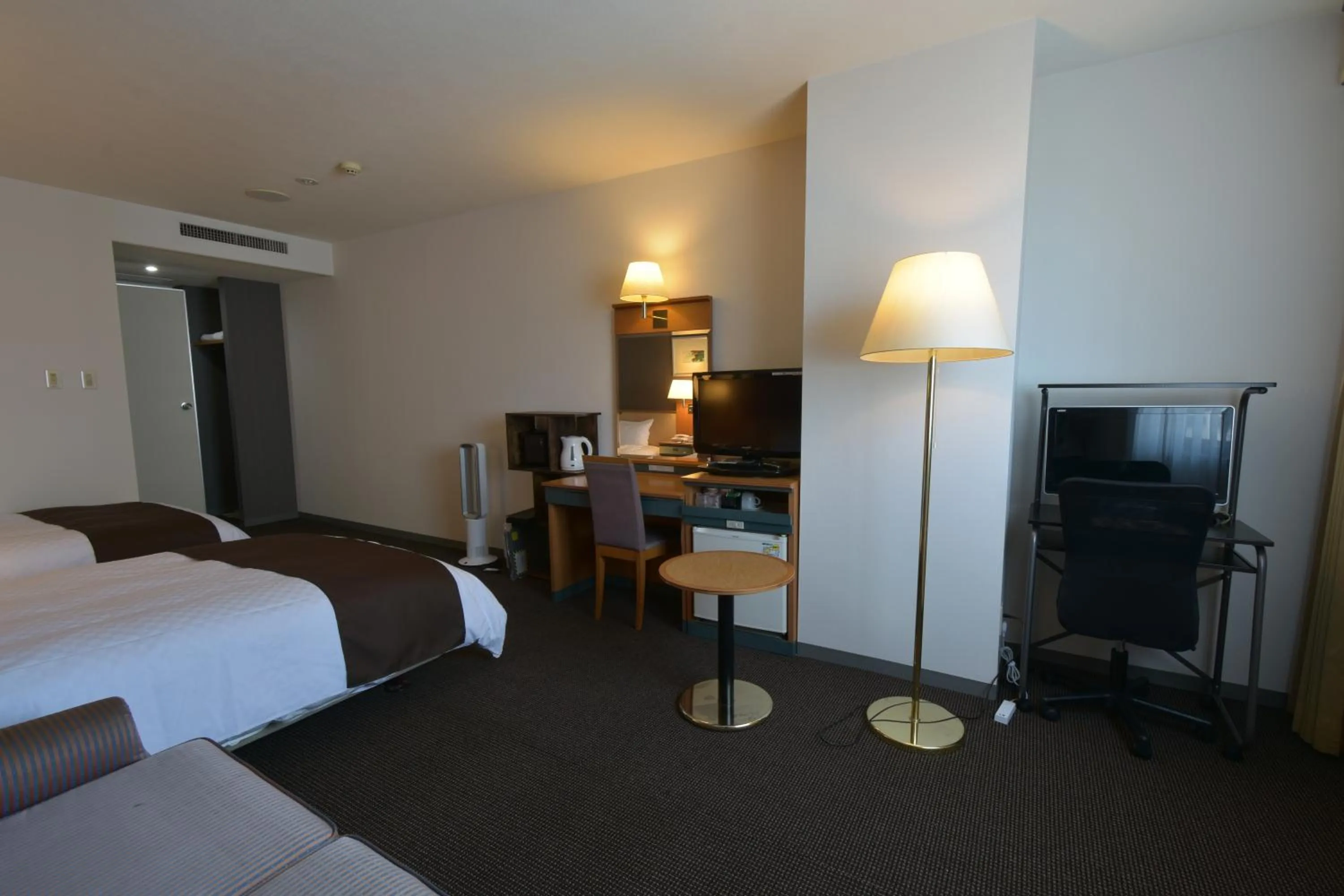 Photo of the whole room, Bed in Blossom Hotel Hirosaki