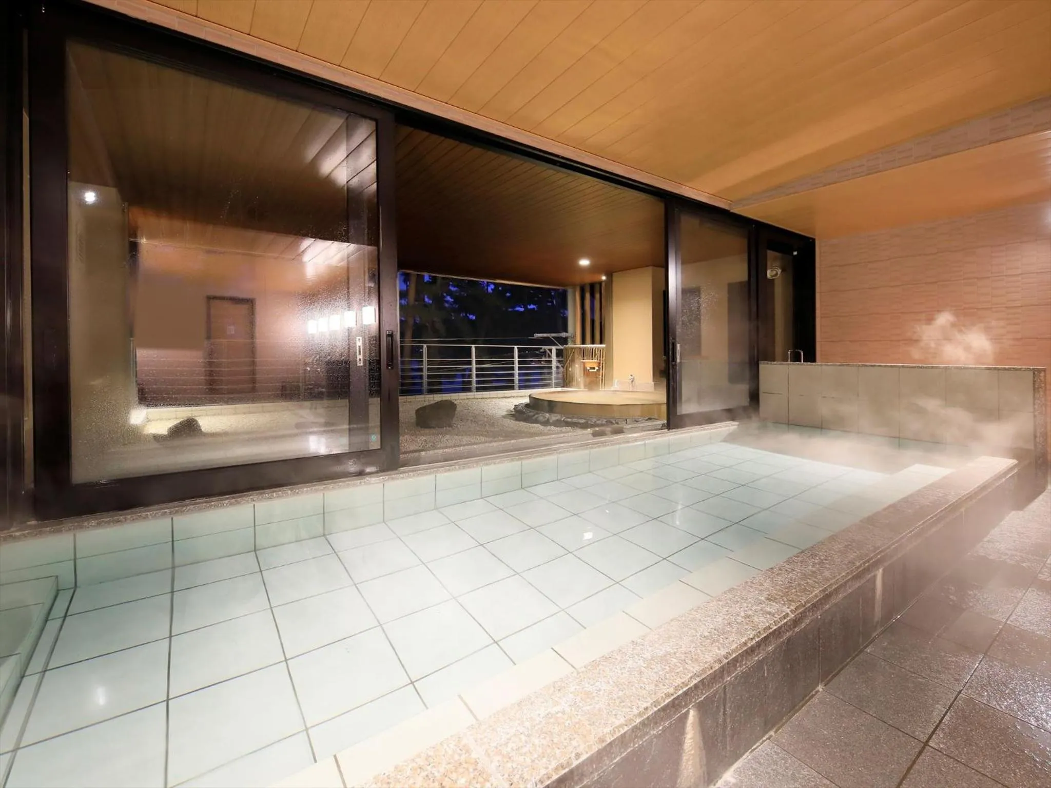 Public Bath in Hamabeno Ryouriyado Houraikan