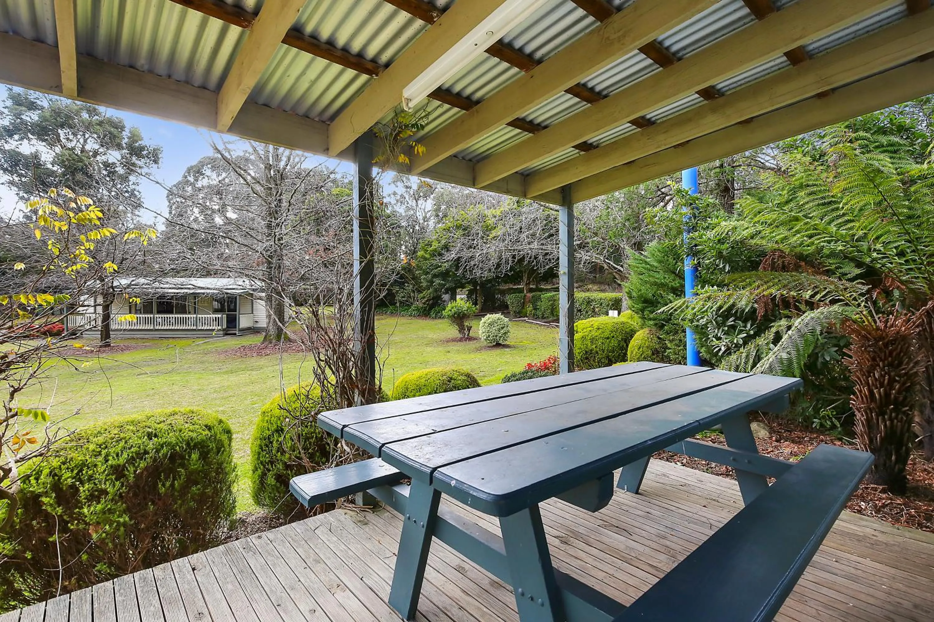 BBQ facilities in Enclave at Healesville Holiday Park