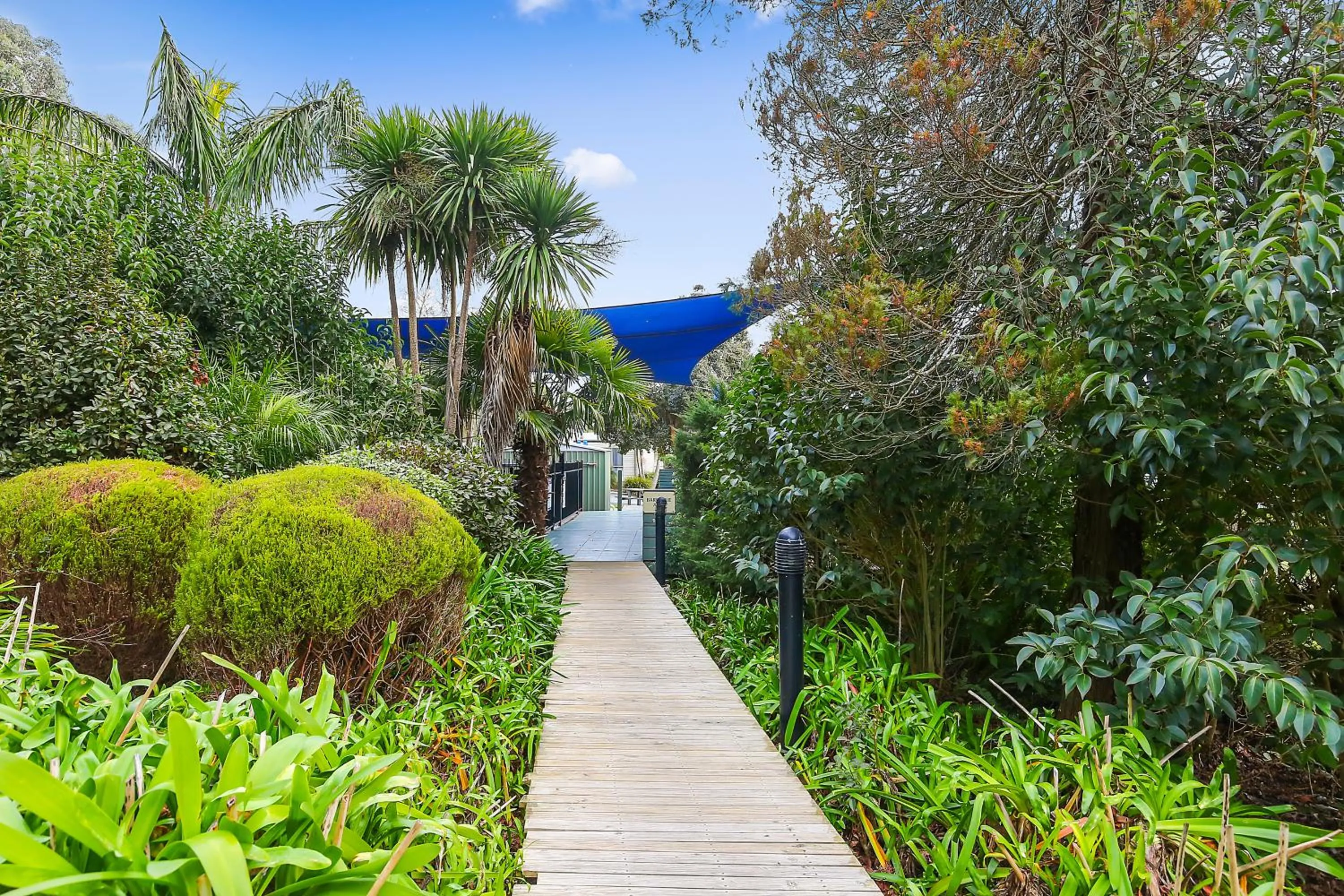 Area and facilities in Enclave at Healesville Holiday Park