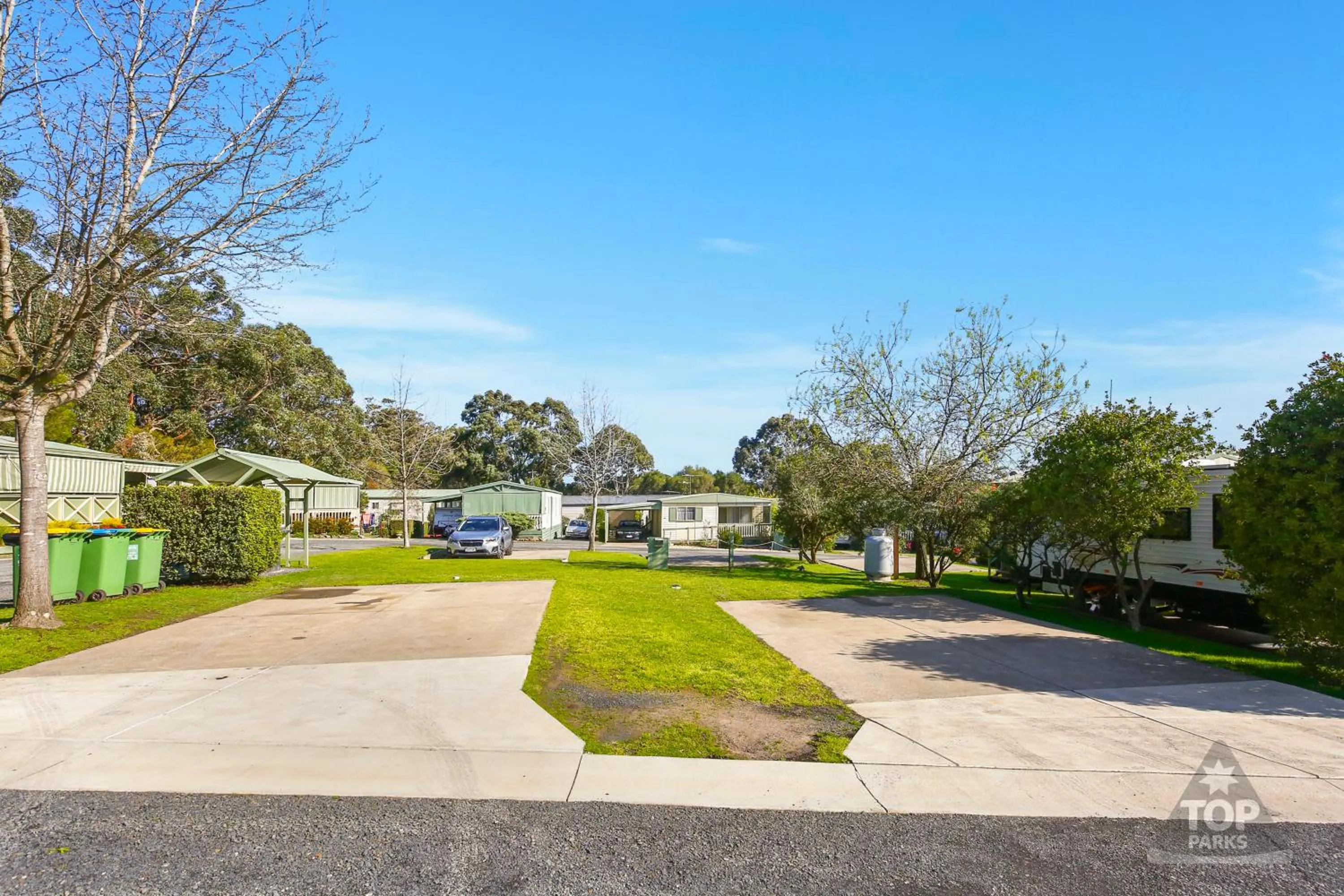 Garden in Enclave at Healesville Holiday Park