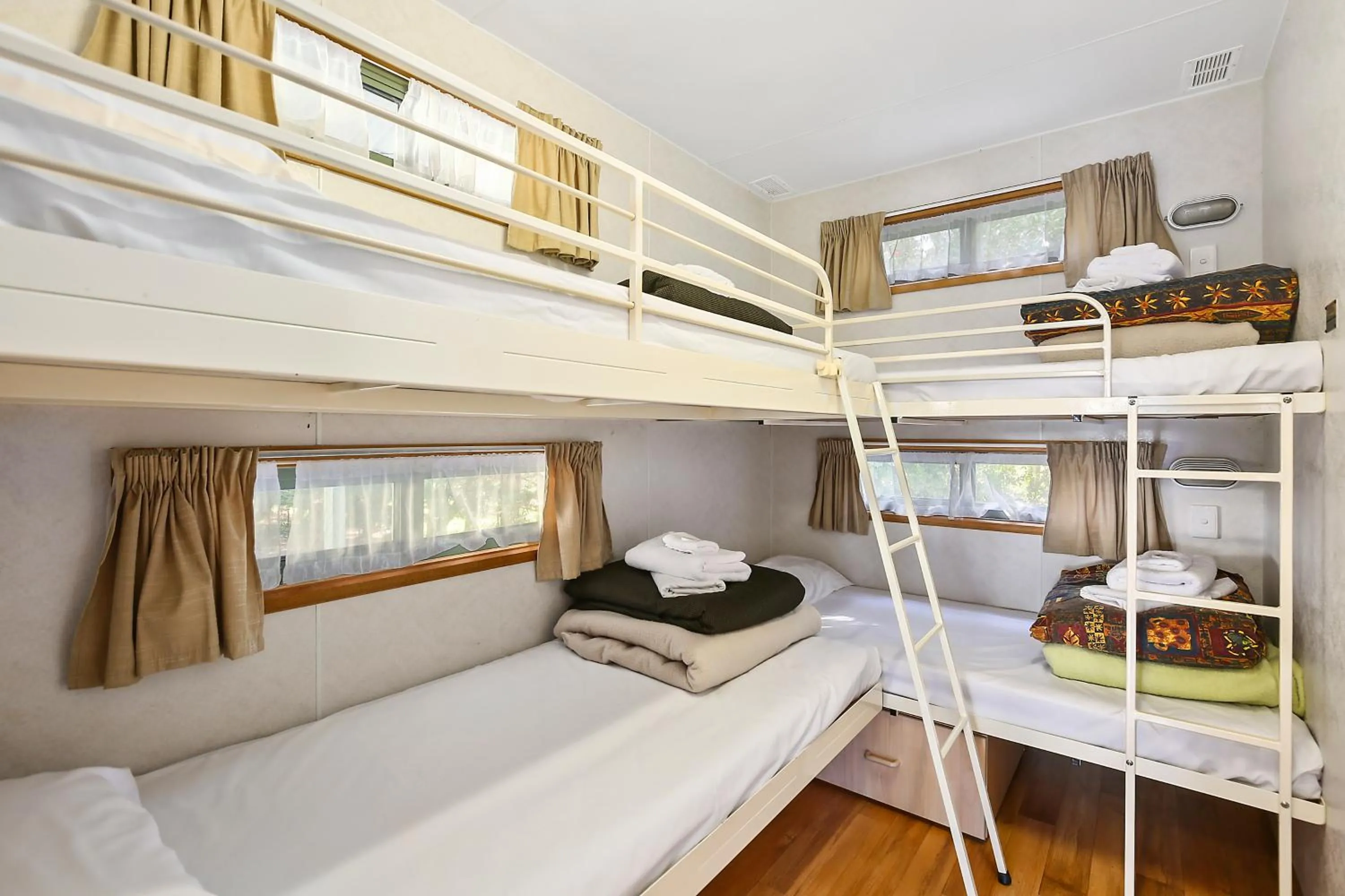 Bedroom, Bed in Enclave at Healesville Holiday Park