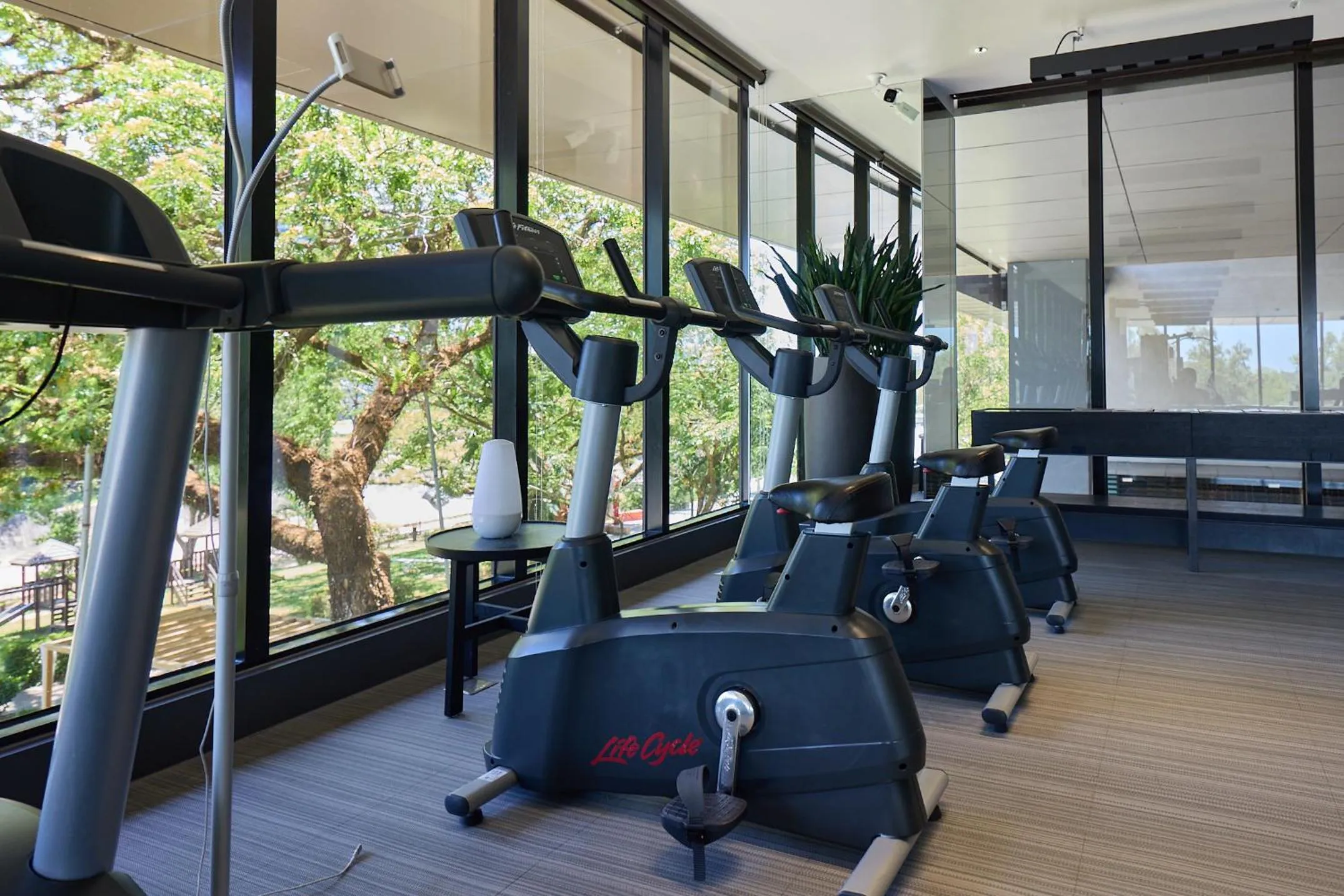 Fitness centre/facilities in Midori Clark Hotel and Casino