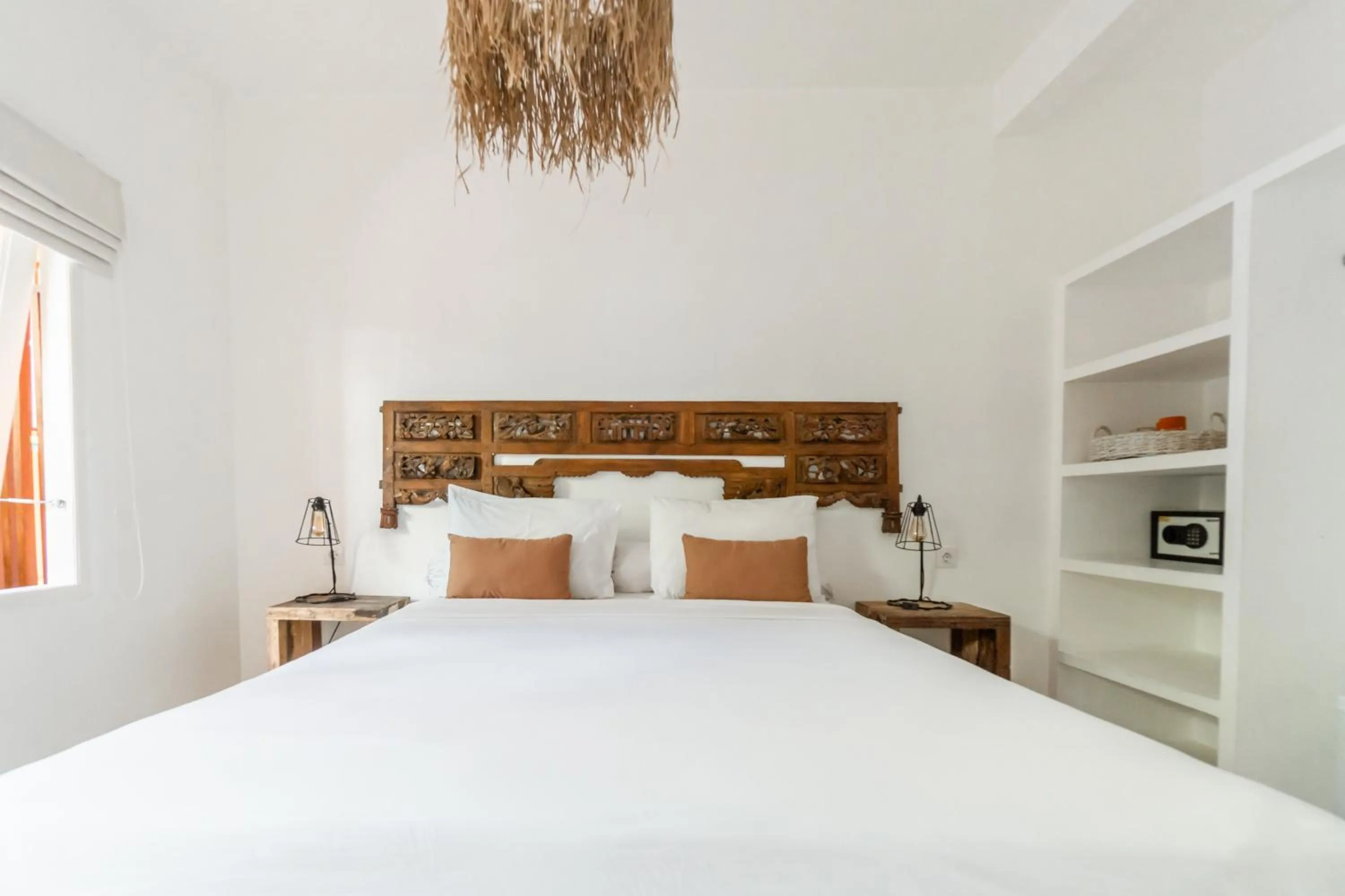 Bedroom, Bed in The Room Padang-Padang