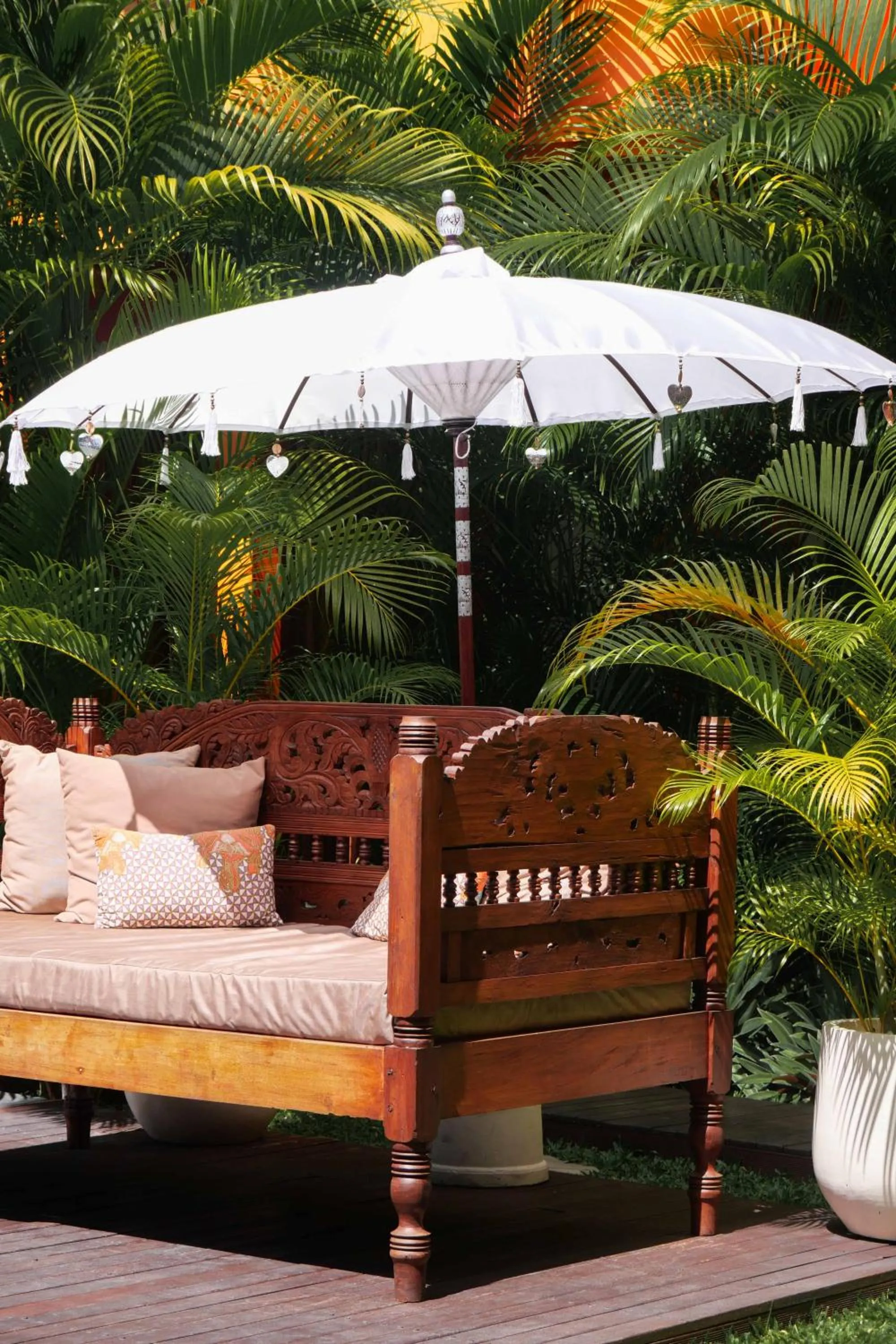 Garden in The Room Padang-Padang