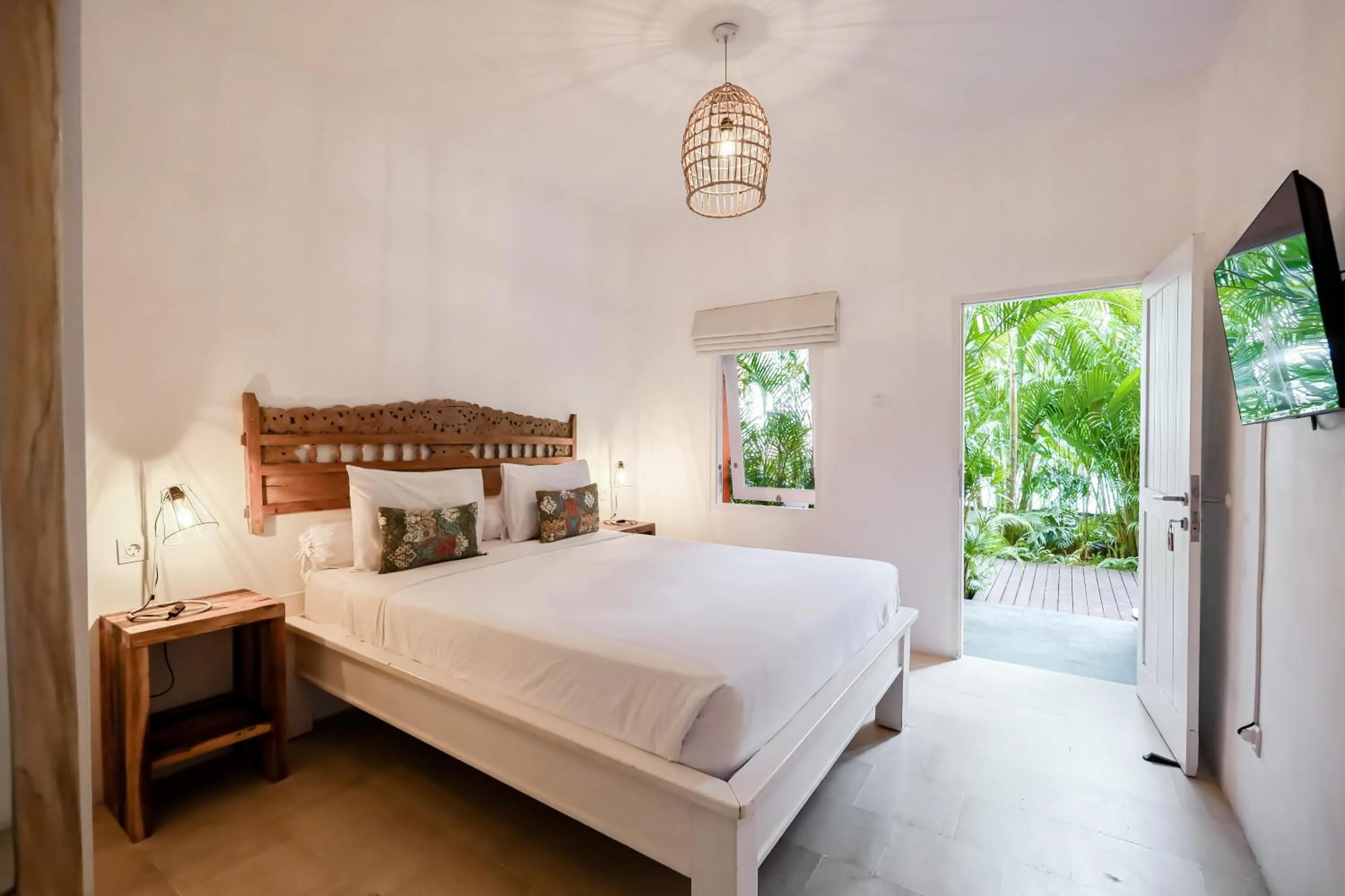 View (from property/room), Bed in The Room Padang-Padang