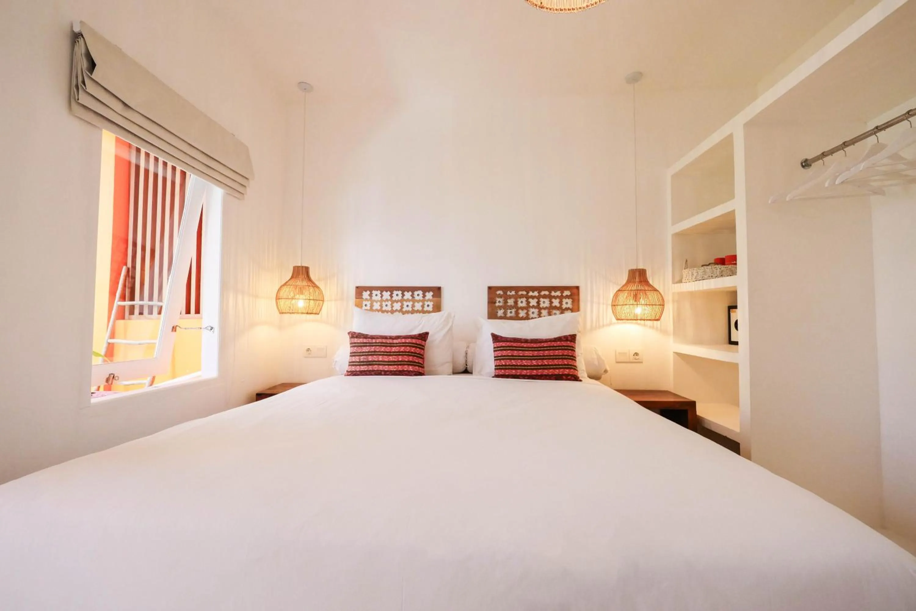 Bed in The Room Padang-Padang