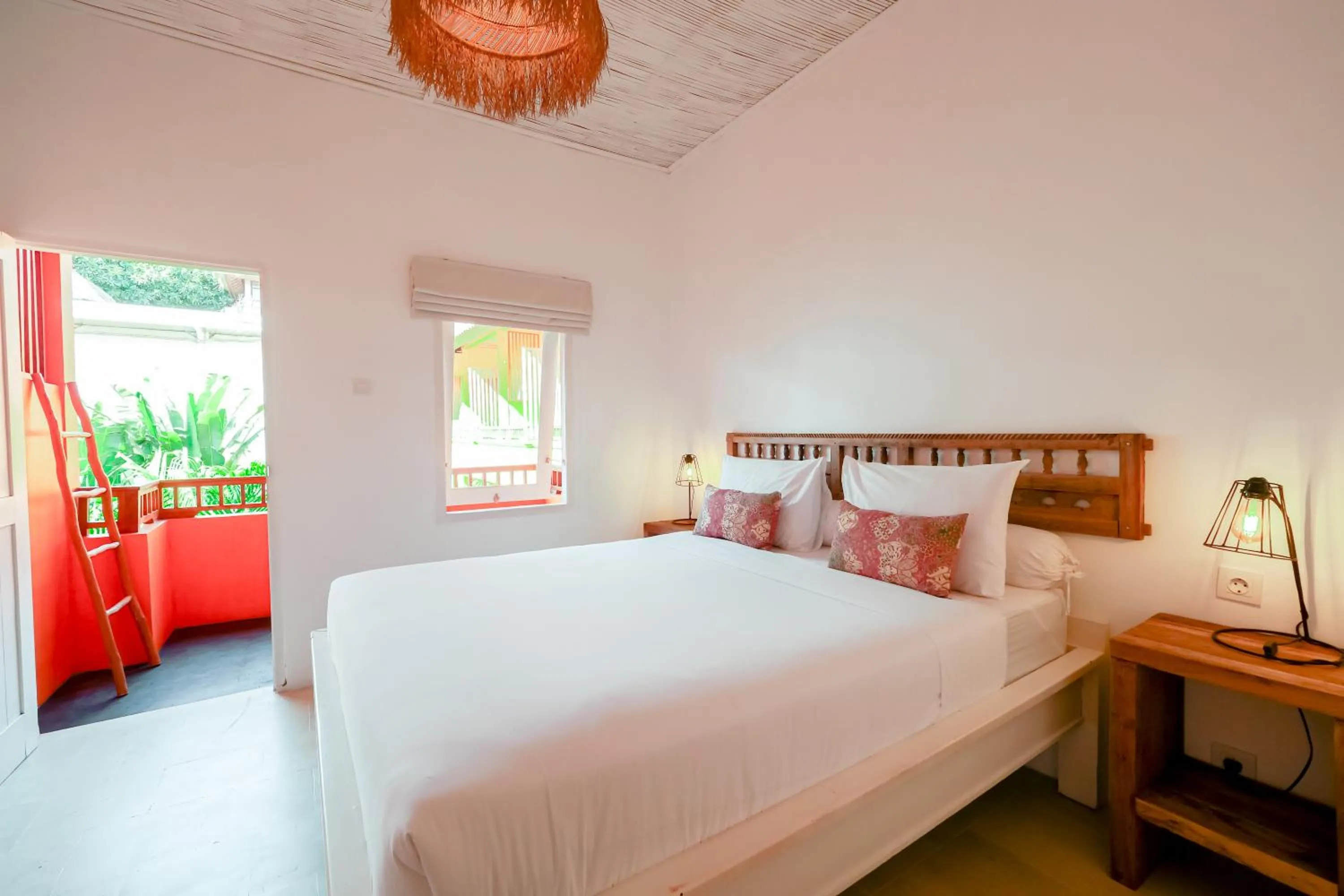 Bed in The Room Padang-Padang