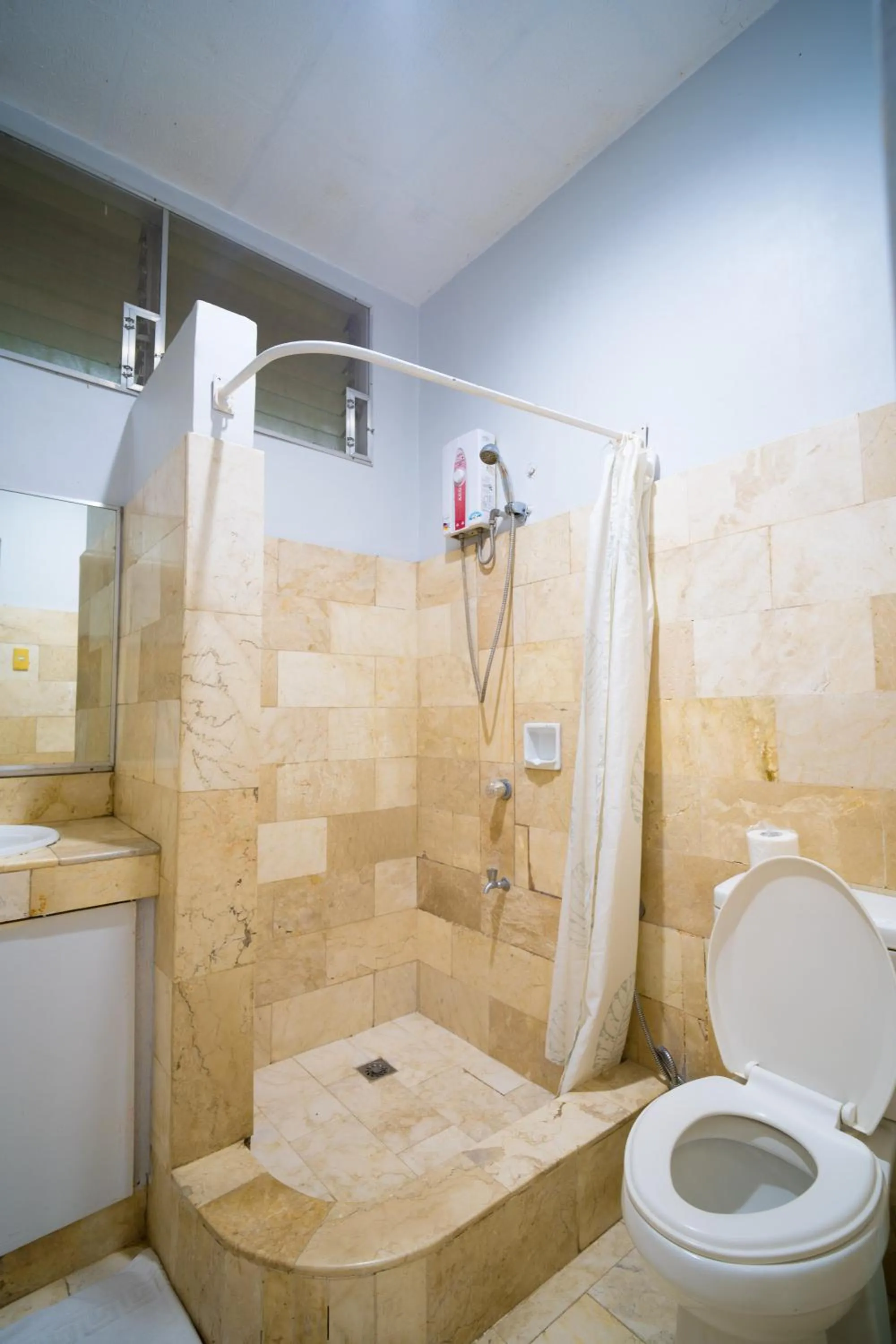 Lisland Rainforest Resort