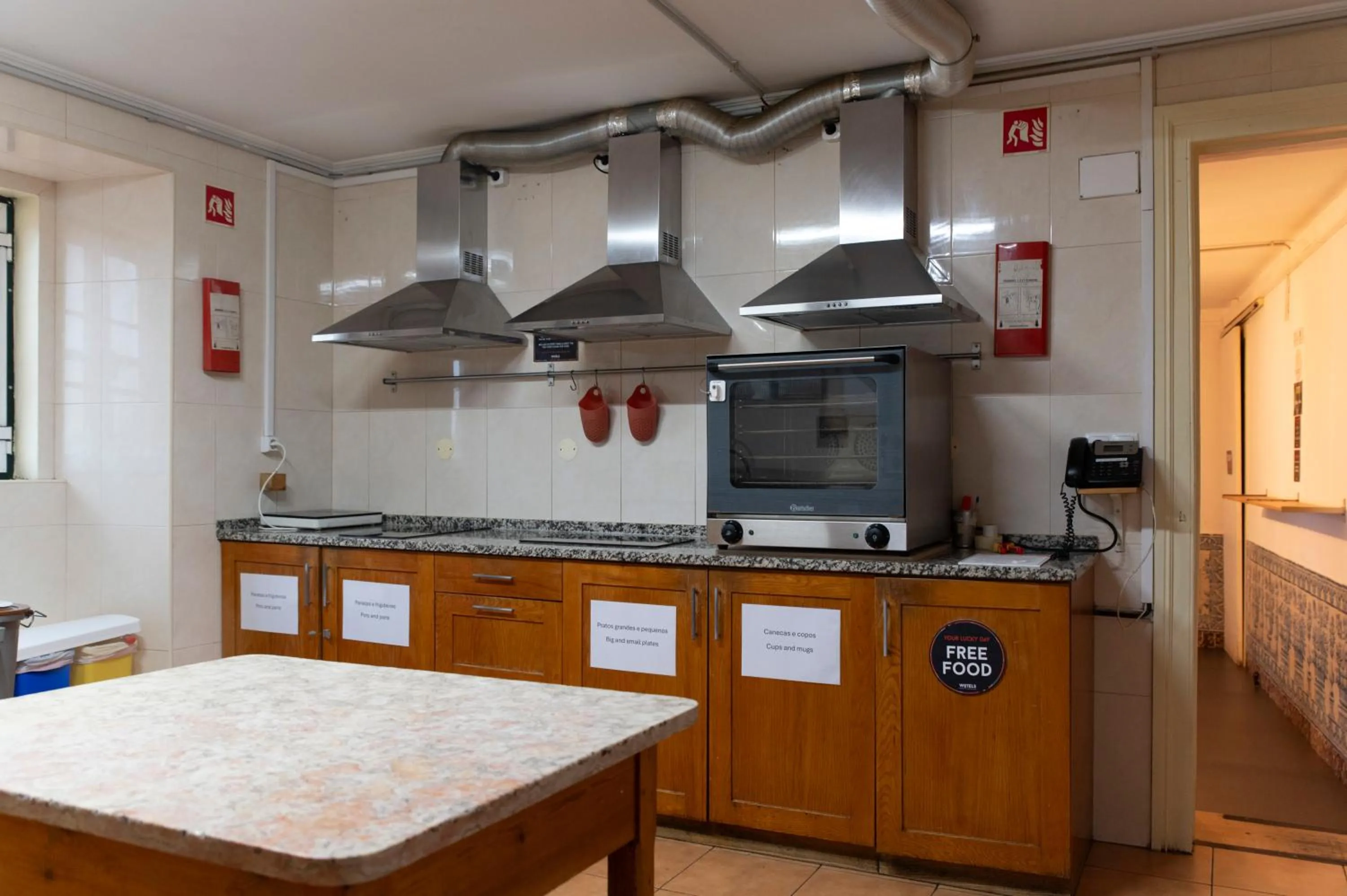 Kitchen or kitchenette in WOT New Lisbon Social