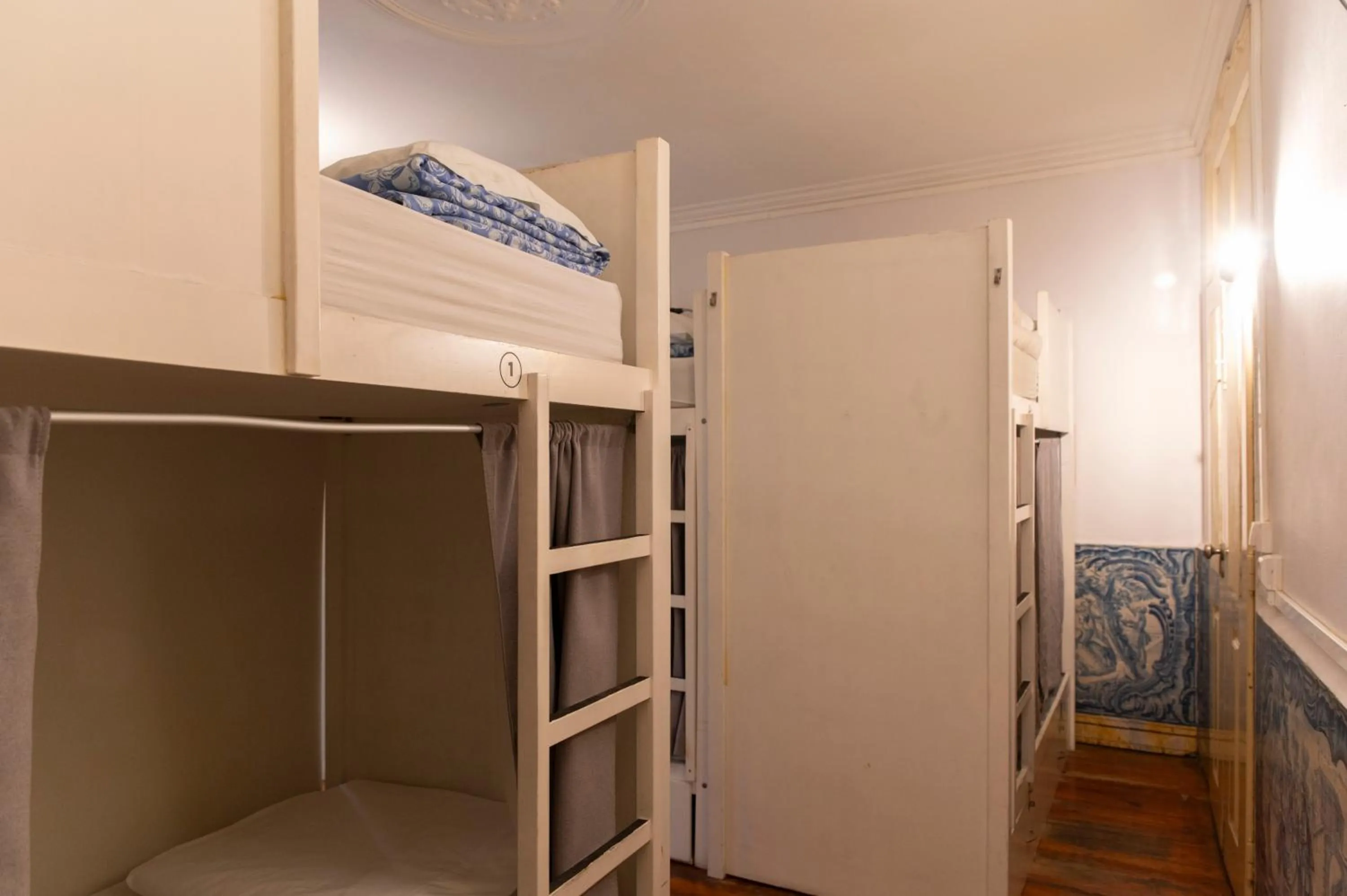 Bedroom, Bed in WOT New Lisbon Social