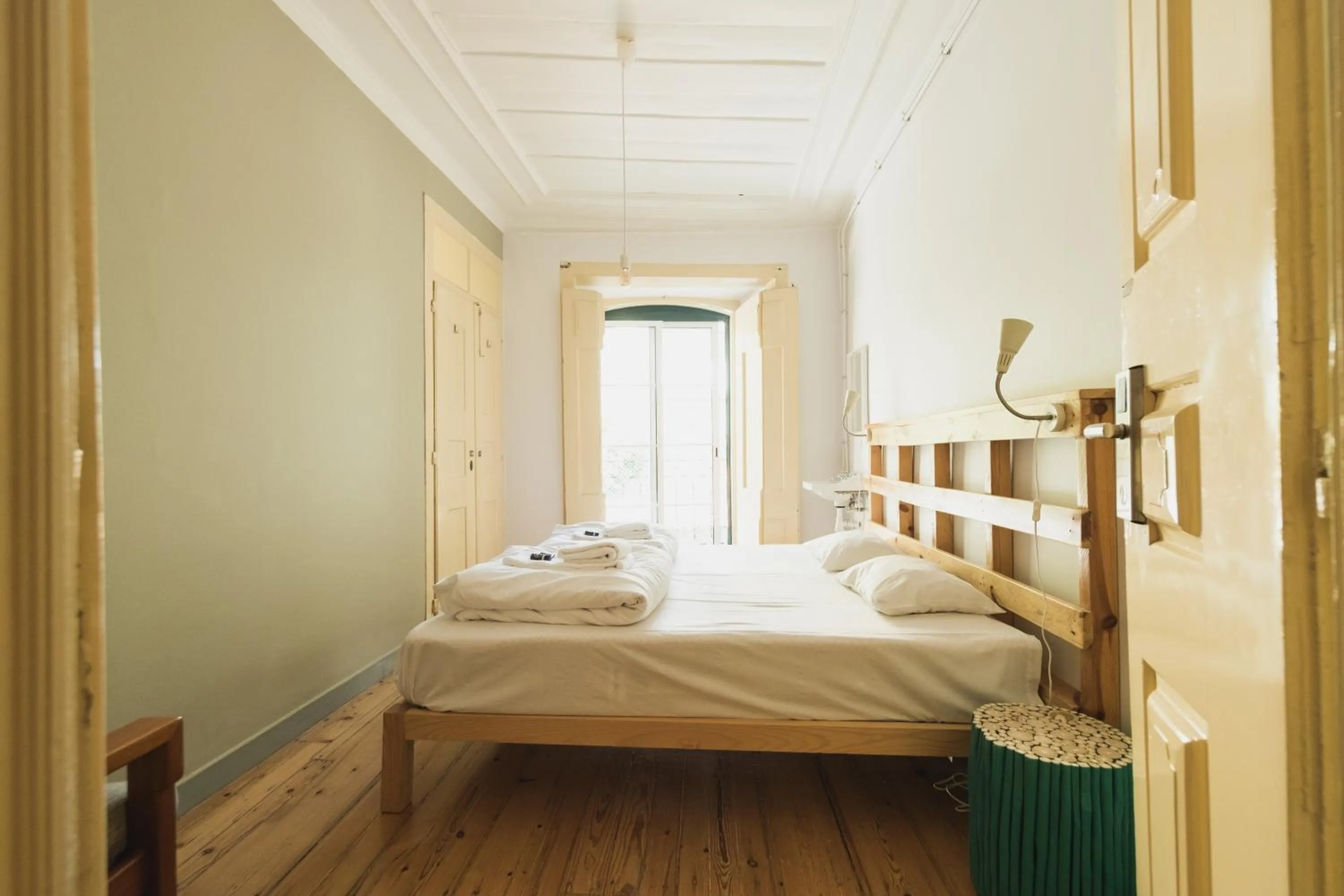 Bedroom, Bed in WOT New Lisbon Social