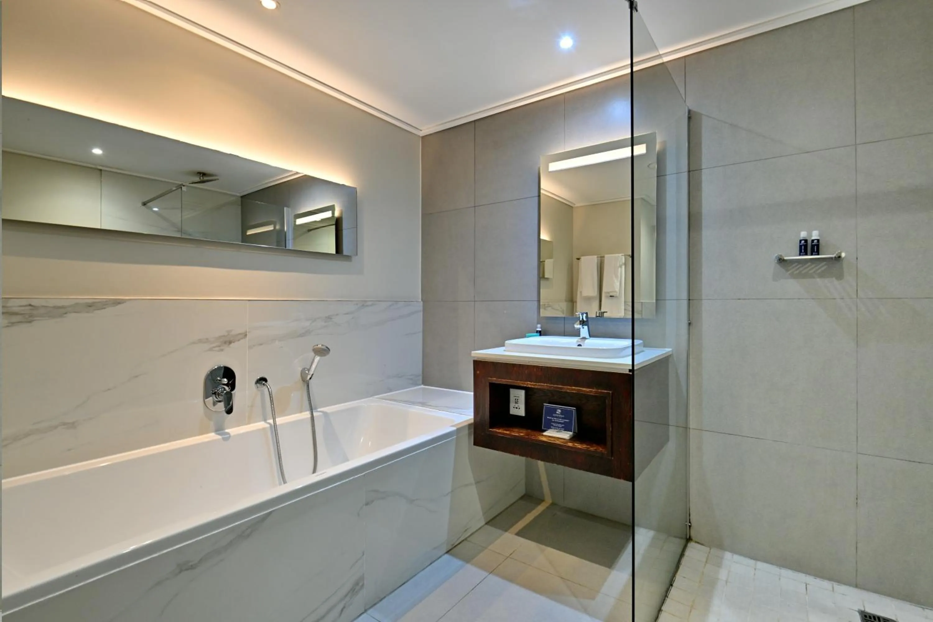 Lagoon Beach Hotel & Spa