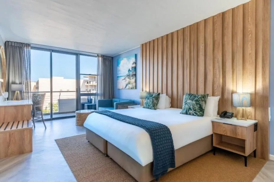 Bed in Lagoon Beach Hotel & Spa