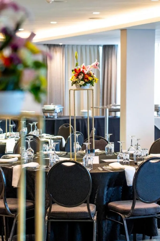 Lagoon Beach Hotel & Spa