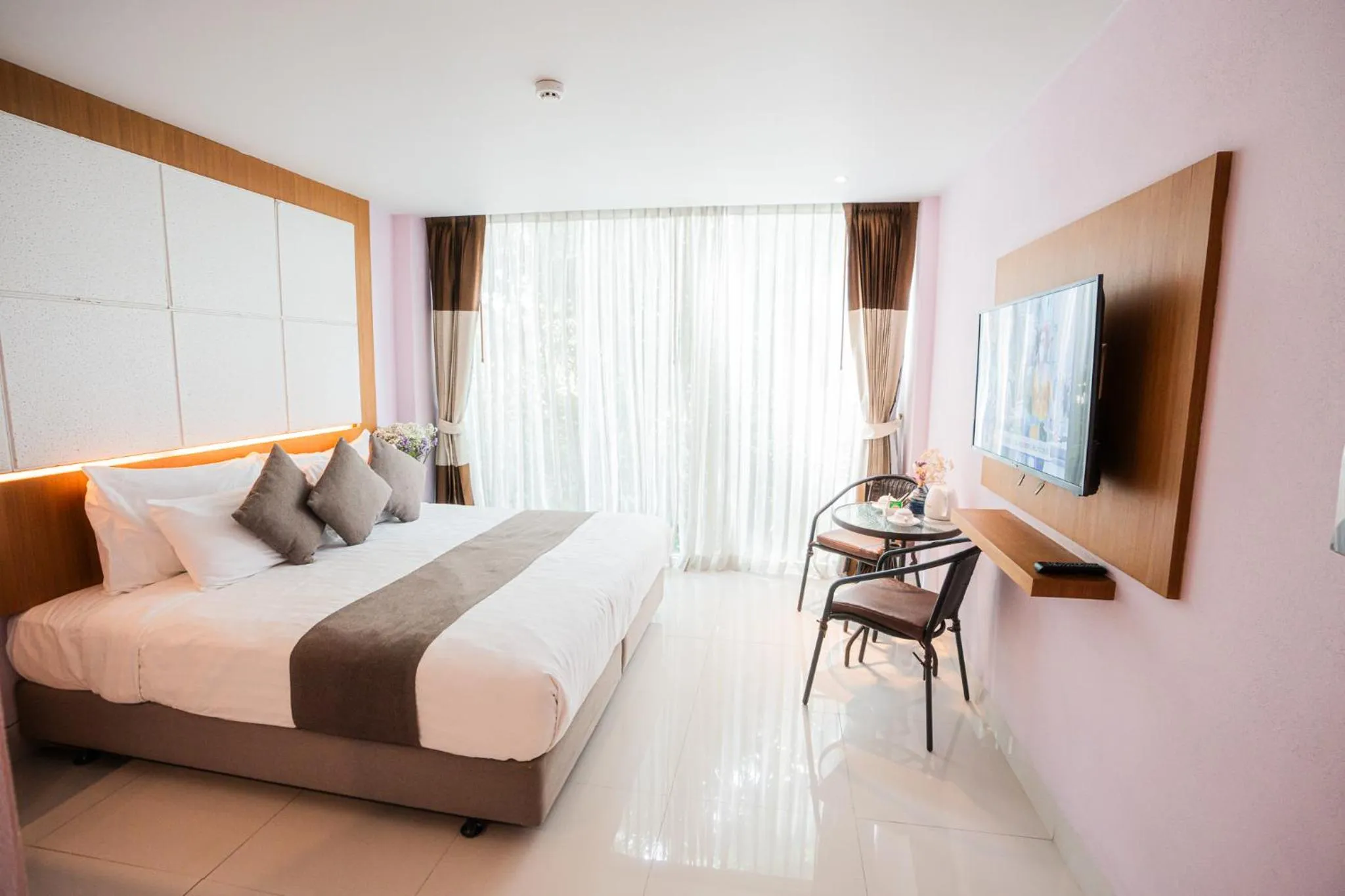 Bedroom, Bed in A Hotel Simply