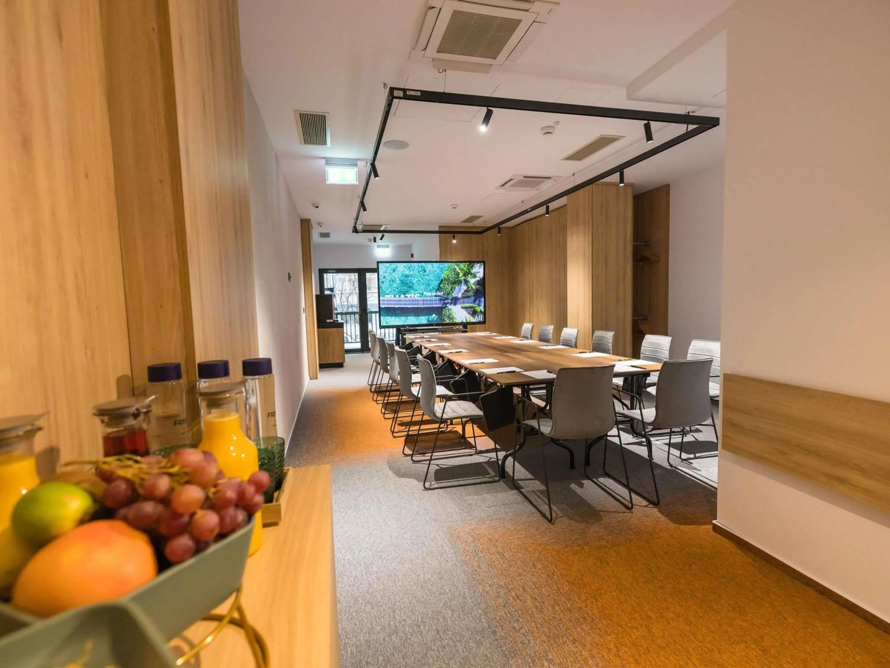 Meeting/conference room in Mercure Bucharest Cantemir