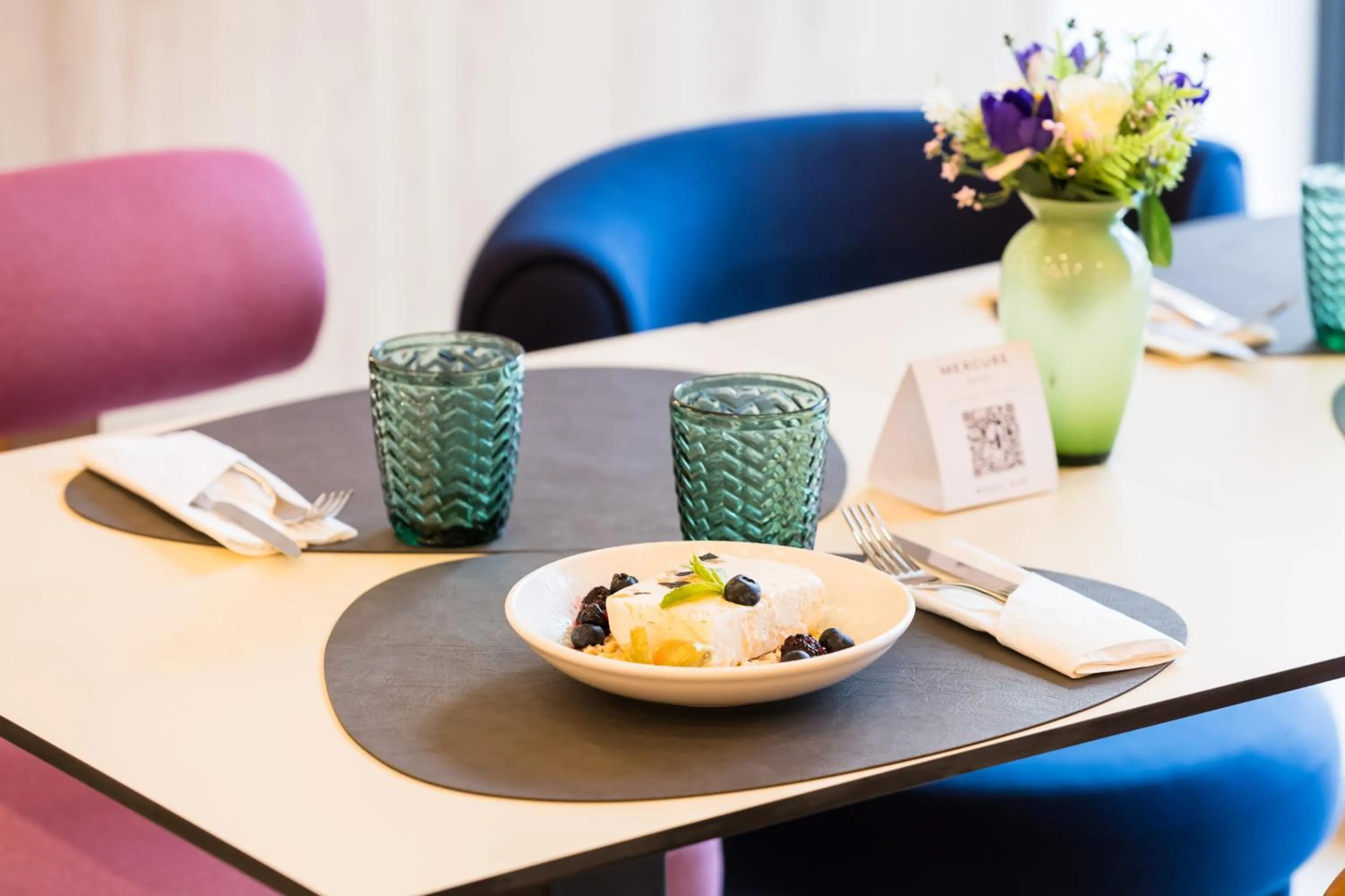 Restaurant/places to eat in Mercure Bucharest Cantemir