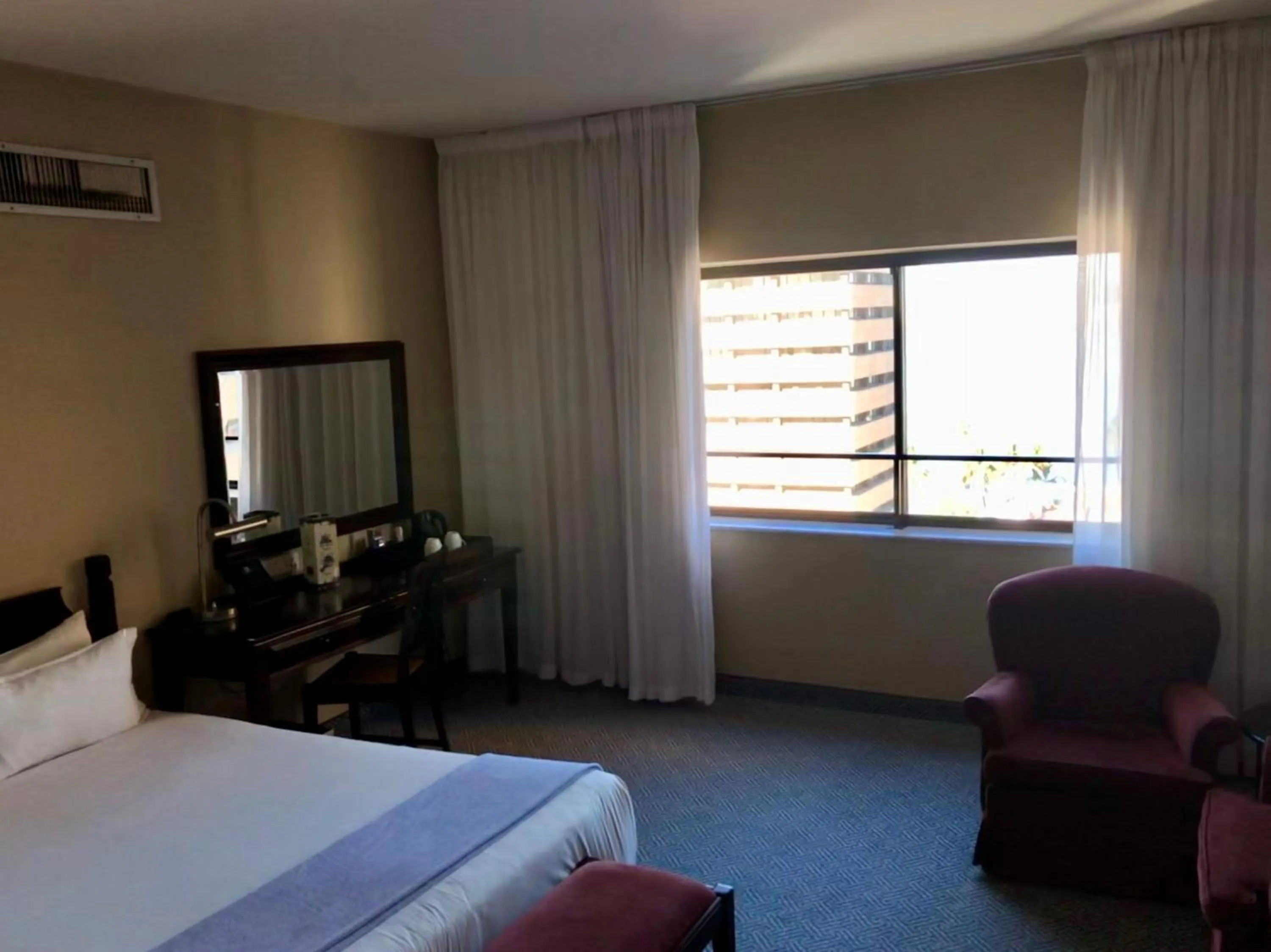 Bed in The Royal Hotel by Coastlands Hotels & Resorts