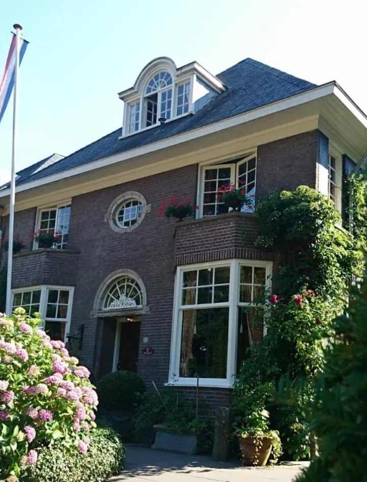Deventer Heritage en Boutique B&B, museumhuis "De Worp", het huis met de theekoepel, logeren in authentiek historisch erfgoed