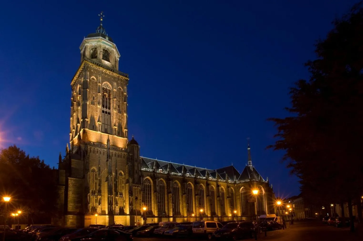 Nearby landmark in Deventer Heritage en Boutique B&B, museumhuis "De Worp", het huis met de theekoepel, logeren in authentiek historisch erfgoed