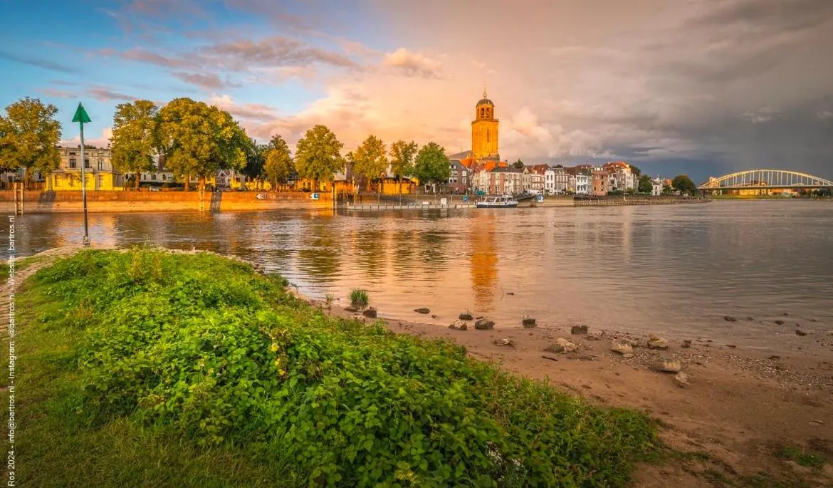 Deventer Heritage en Boutique B&B, museumhuis "De Worp", het huis met de theekoepel, logeren in authentiek historisch erfgoed
