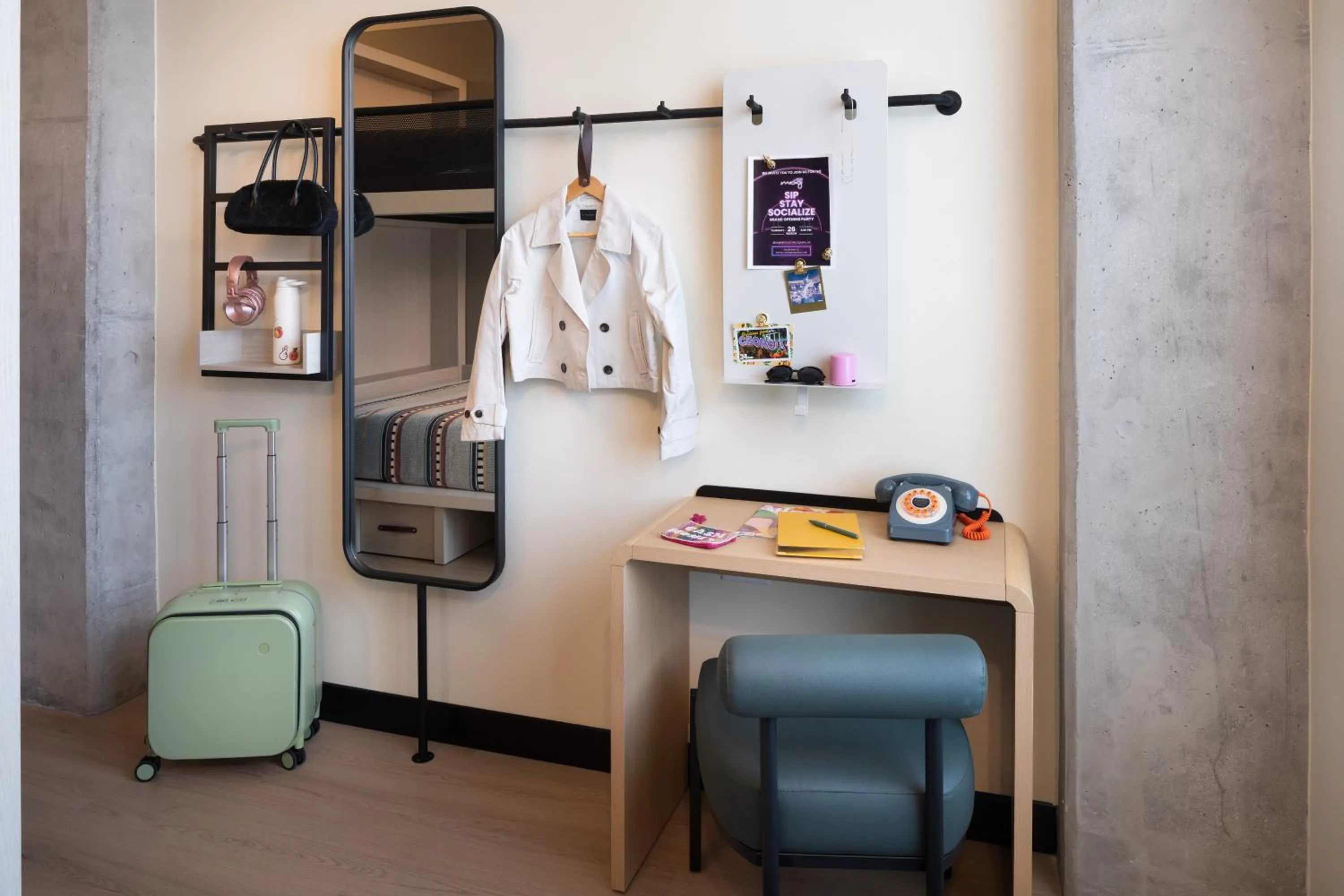 Two-Bedroom Suite with Two Queen Beds and Two Single Beds in Moxy Atlanta Downtown