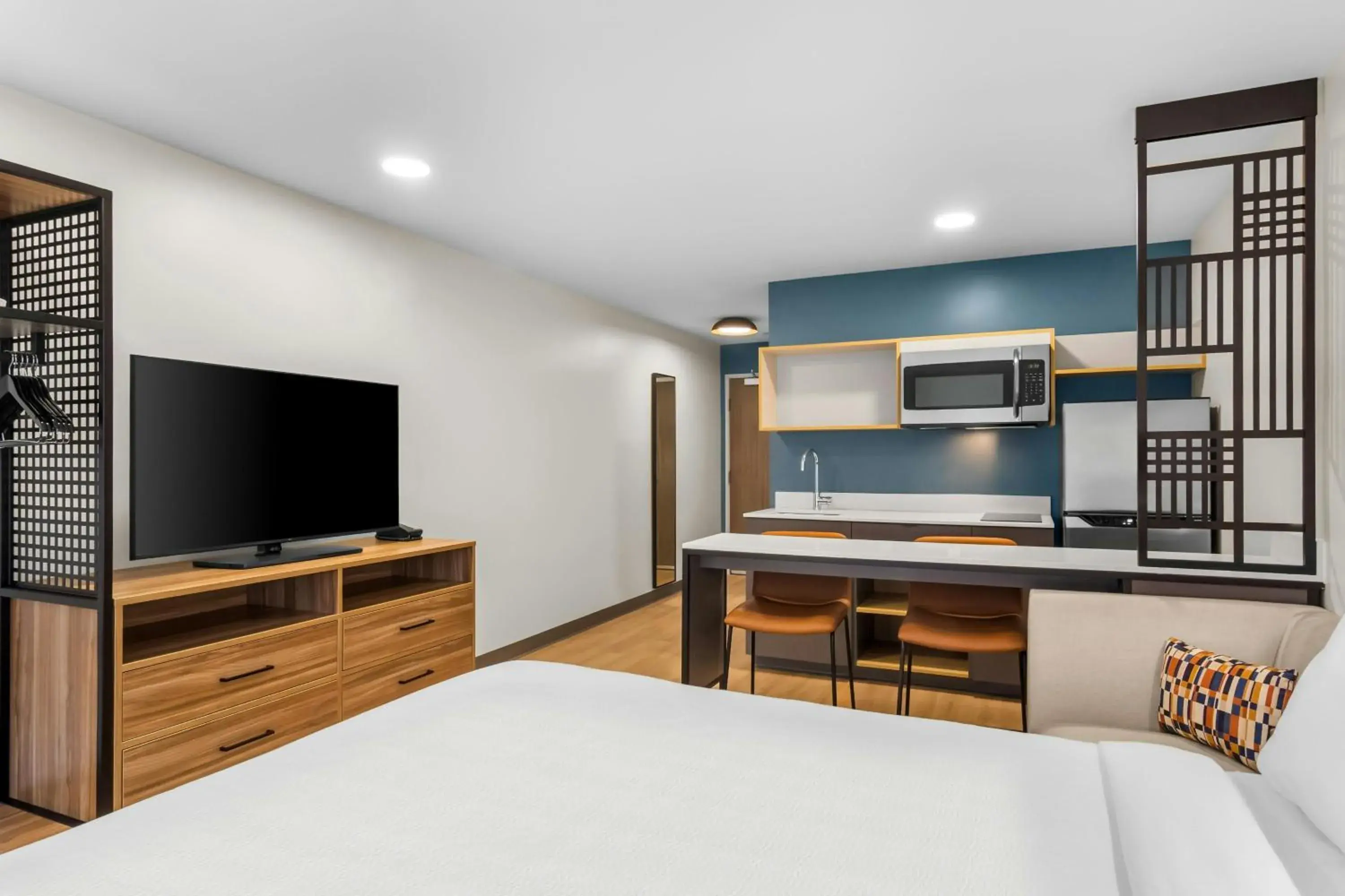 Standard Queen Room in StudioRes by Marriott Jacksonville Orange Park Standard Queen Room in StudioRes by Marriott Jacksonville Orange Park