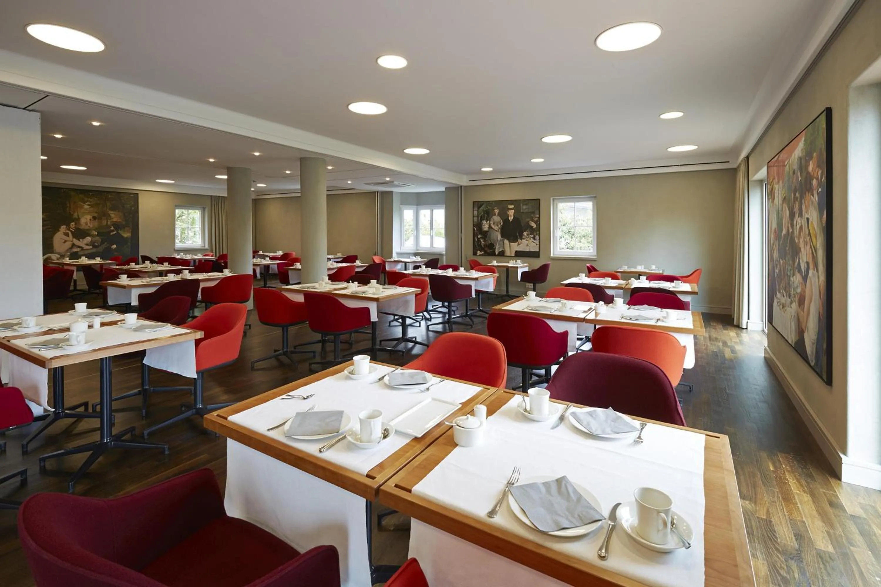 Decorative detail in Consulat des Weins