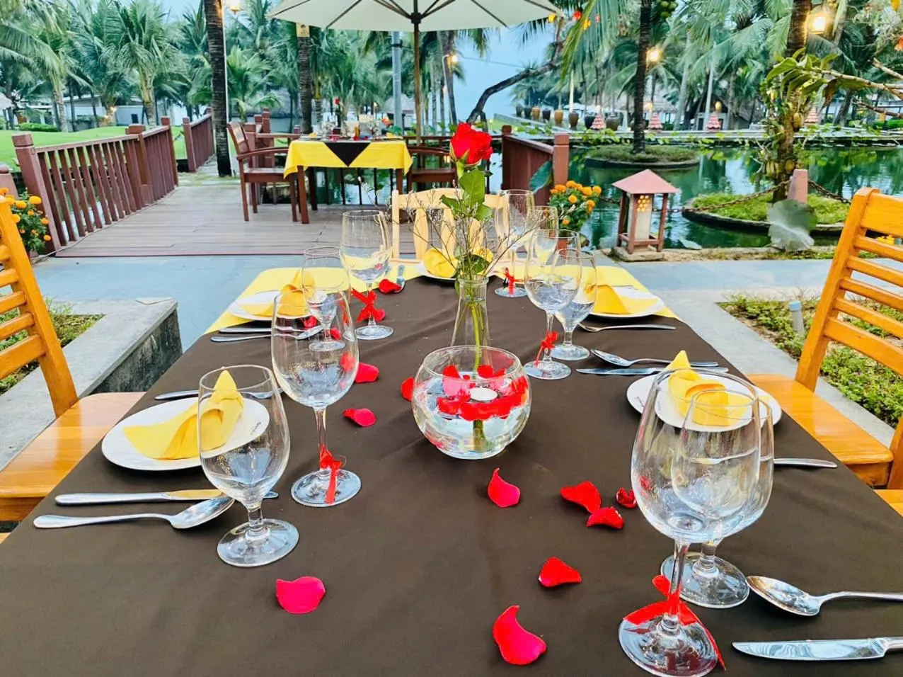 Food and drinks in Sonata Resort & Spa