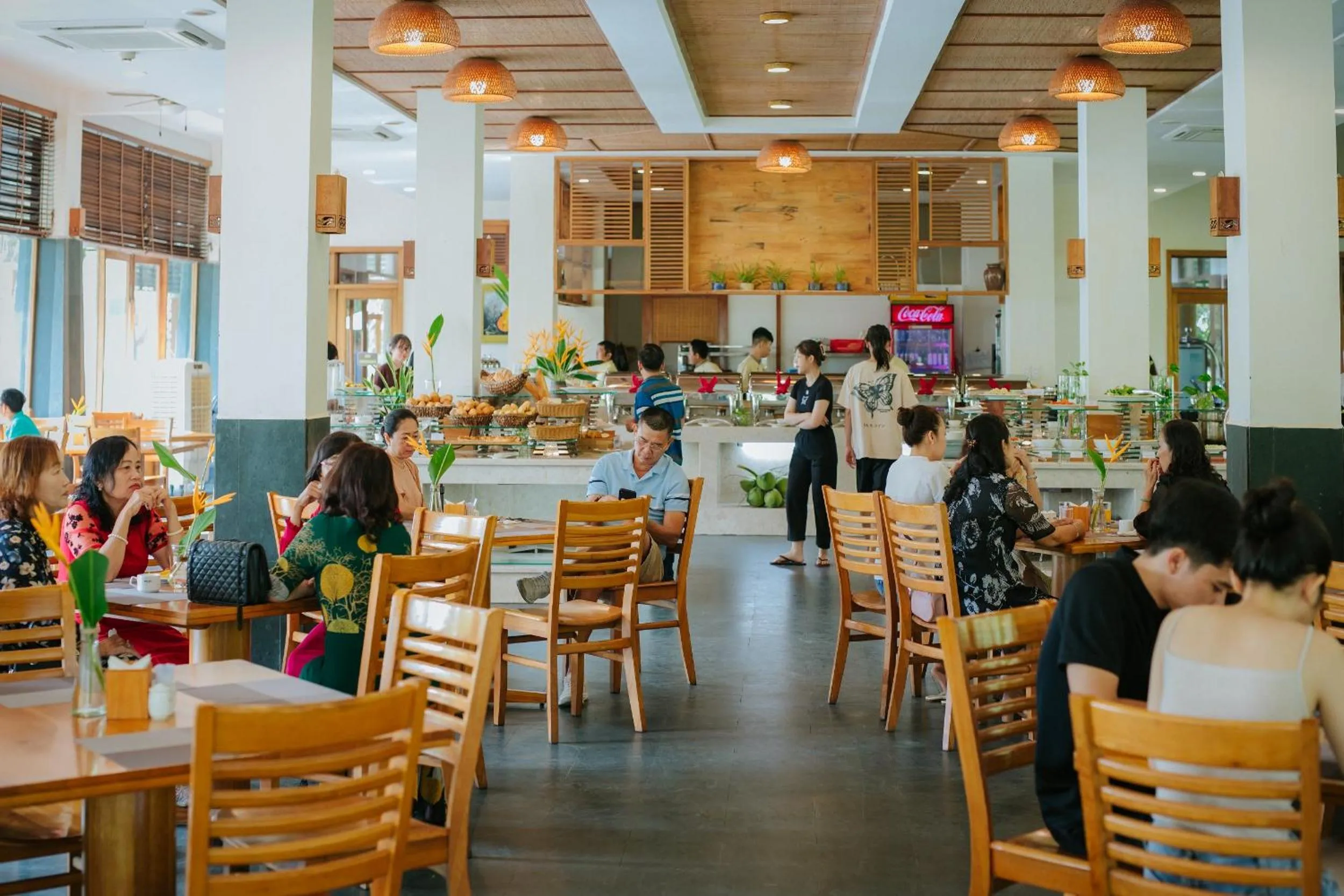 Restaurant/places to eat in Sonata Resort & Spa