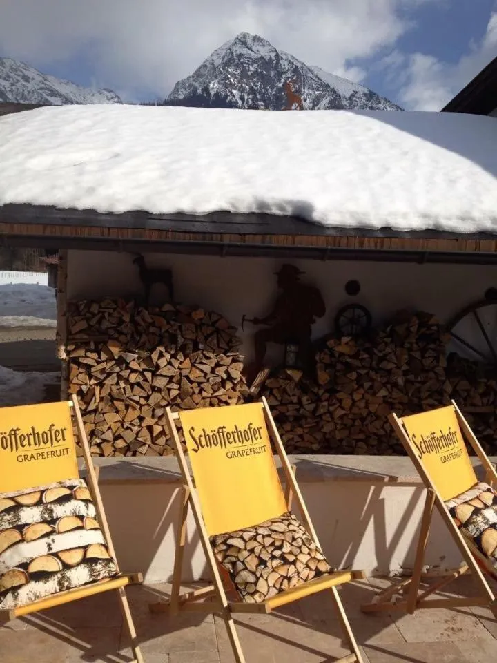 Patio in Steinbock Bed & Breakfast