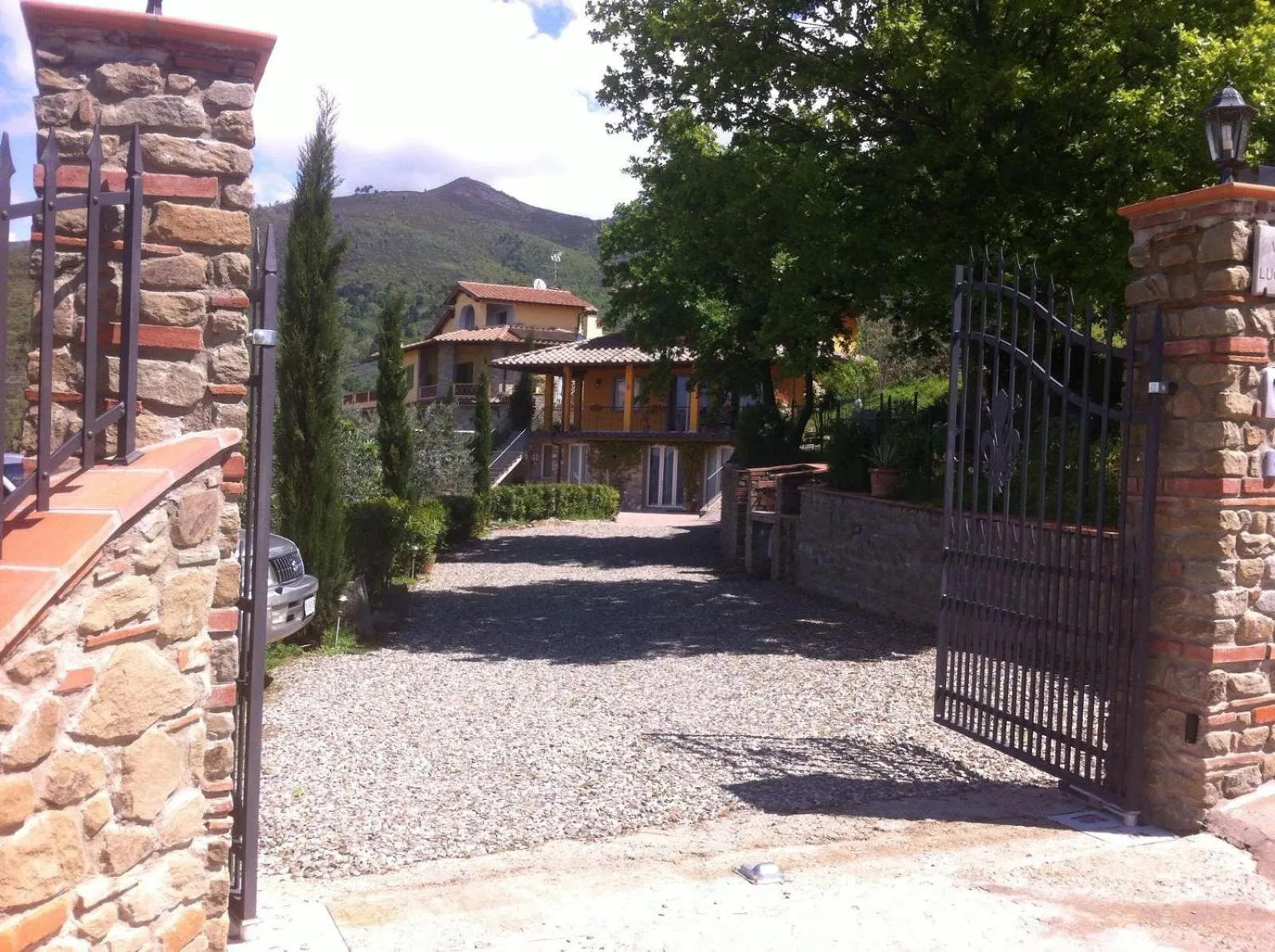 Facade/entrance in Villa Lucrezia