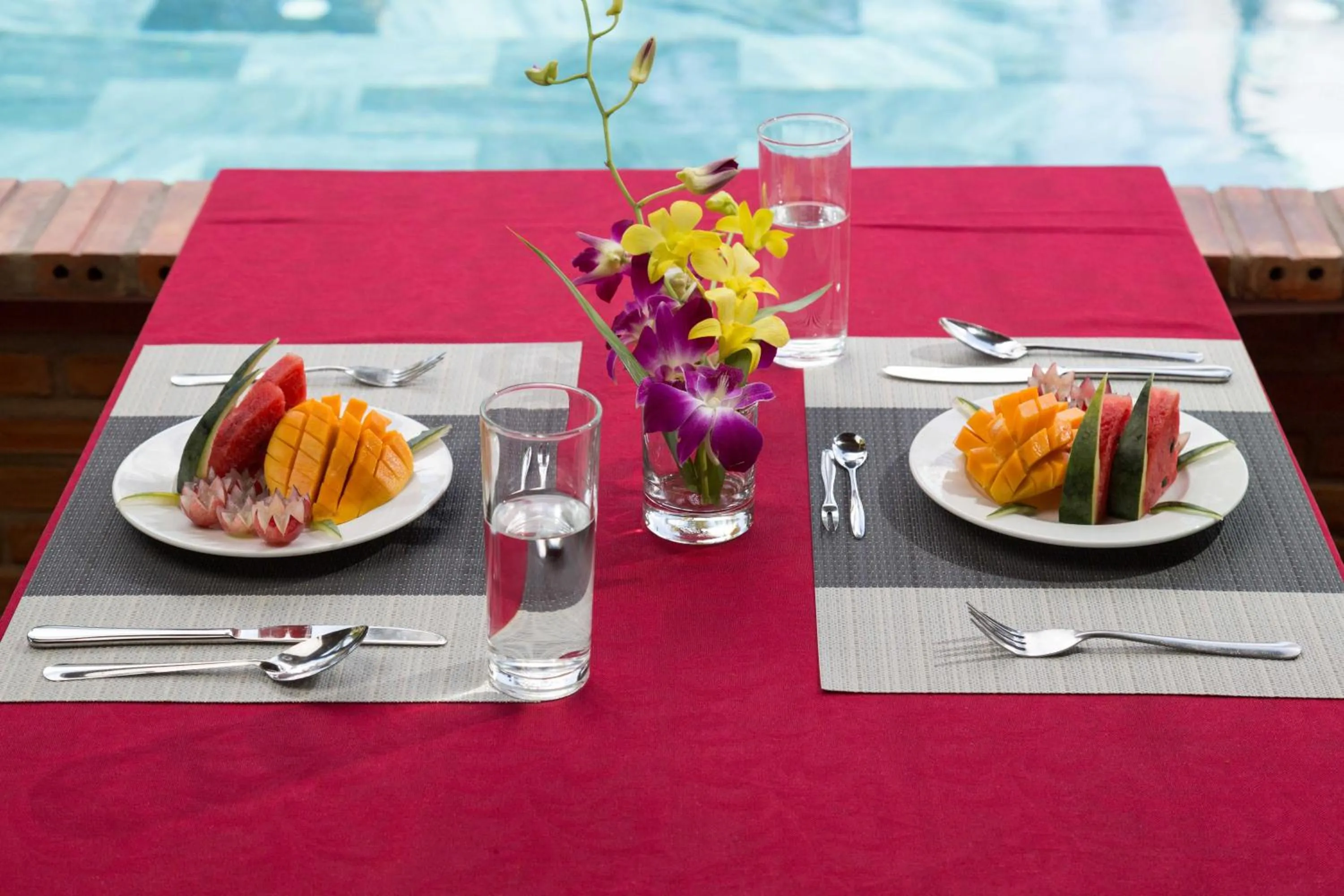 Meals in La Paloma Resort