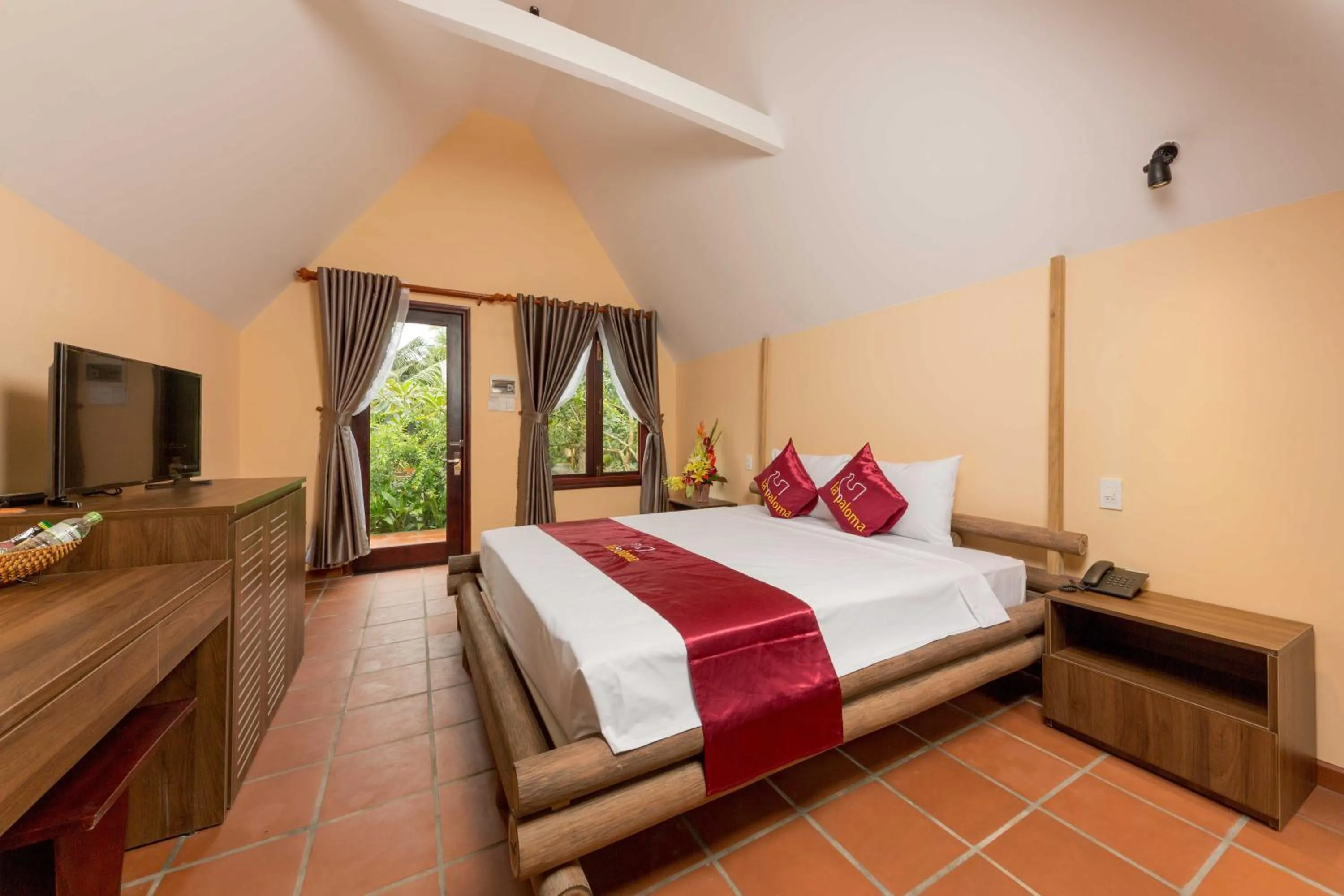 Bed in La Paloma Resort