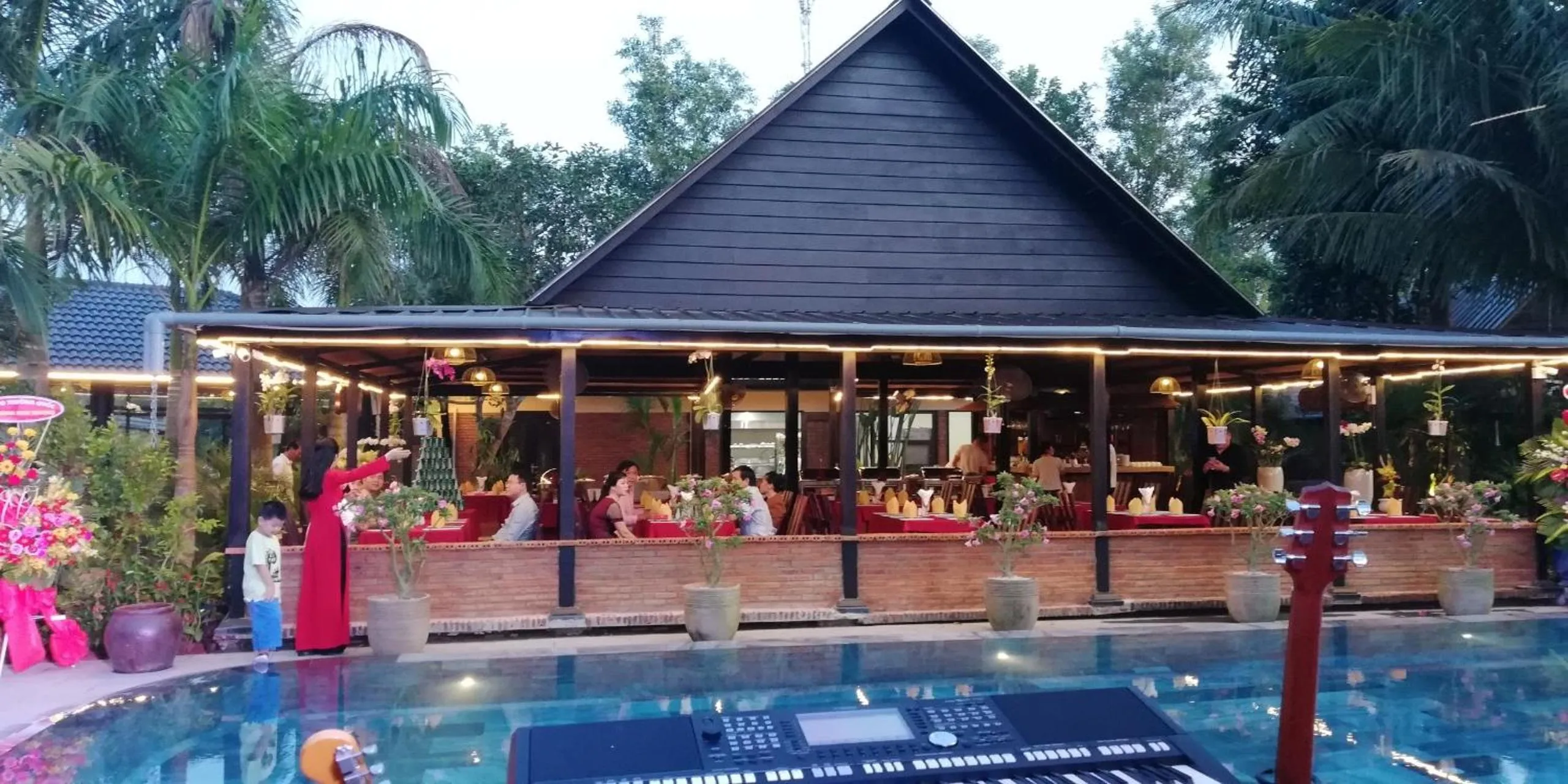 Food and drinks in La Paloma Resort