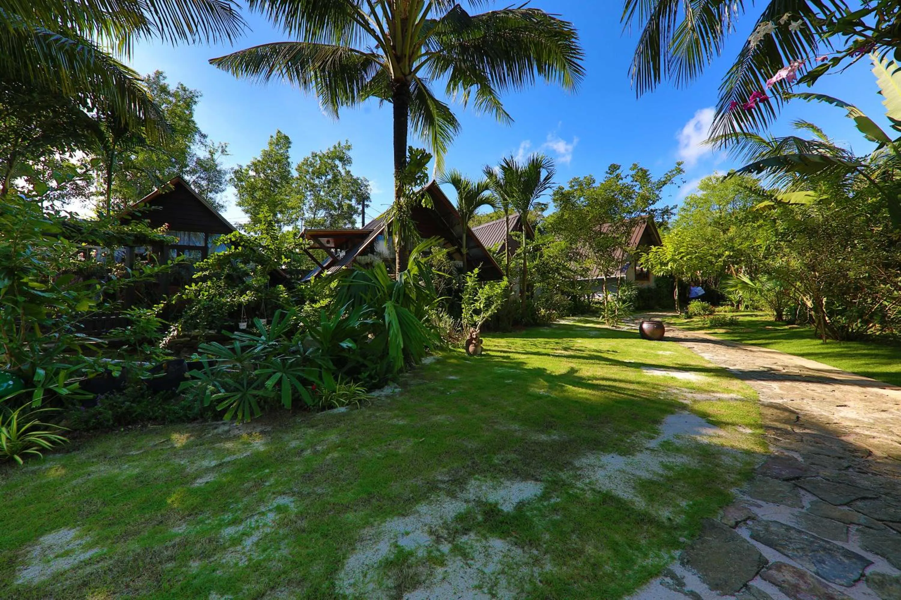 Garden view in La Paloma Resort